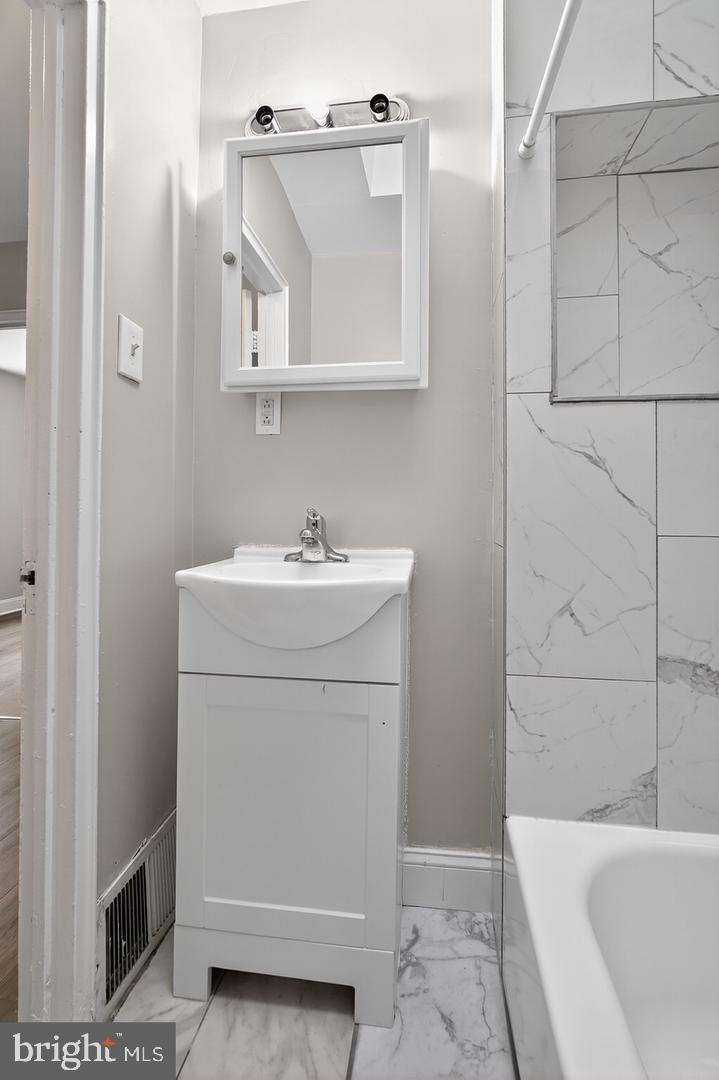 SHARON HILL - Residential Lease