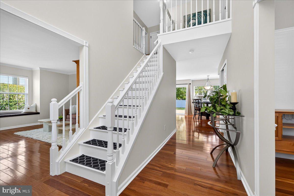 1211 LONGMEADOW LANE