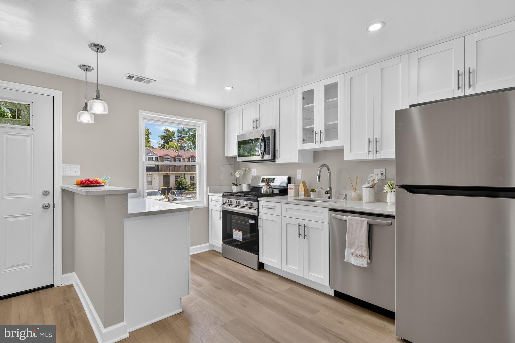 1800 VILLAGE GREEN DRIVE D-96