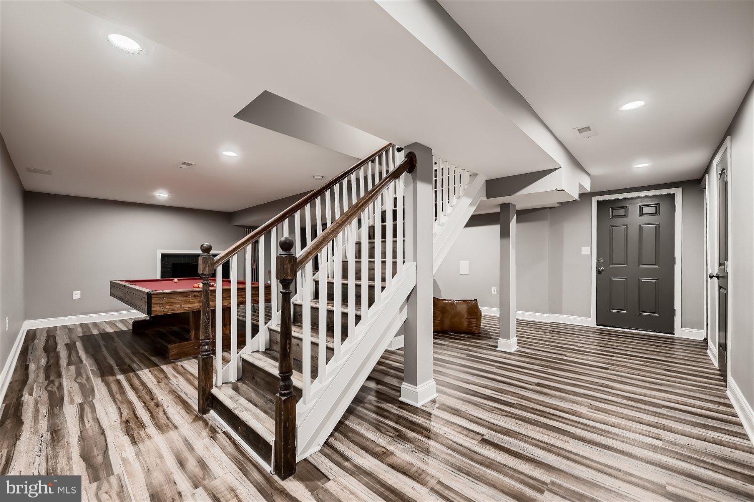 NOB HILL - Residential