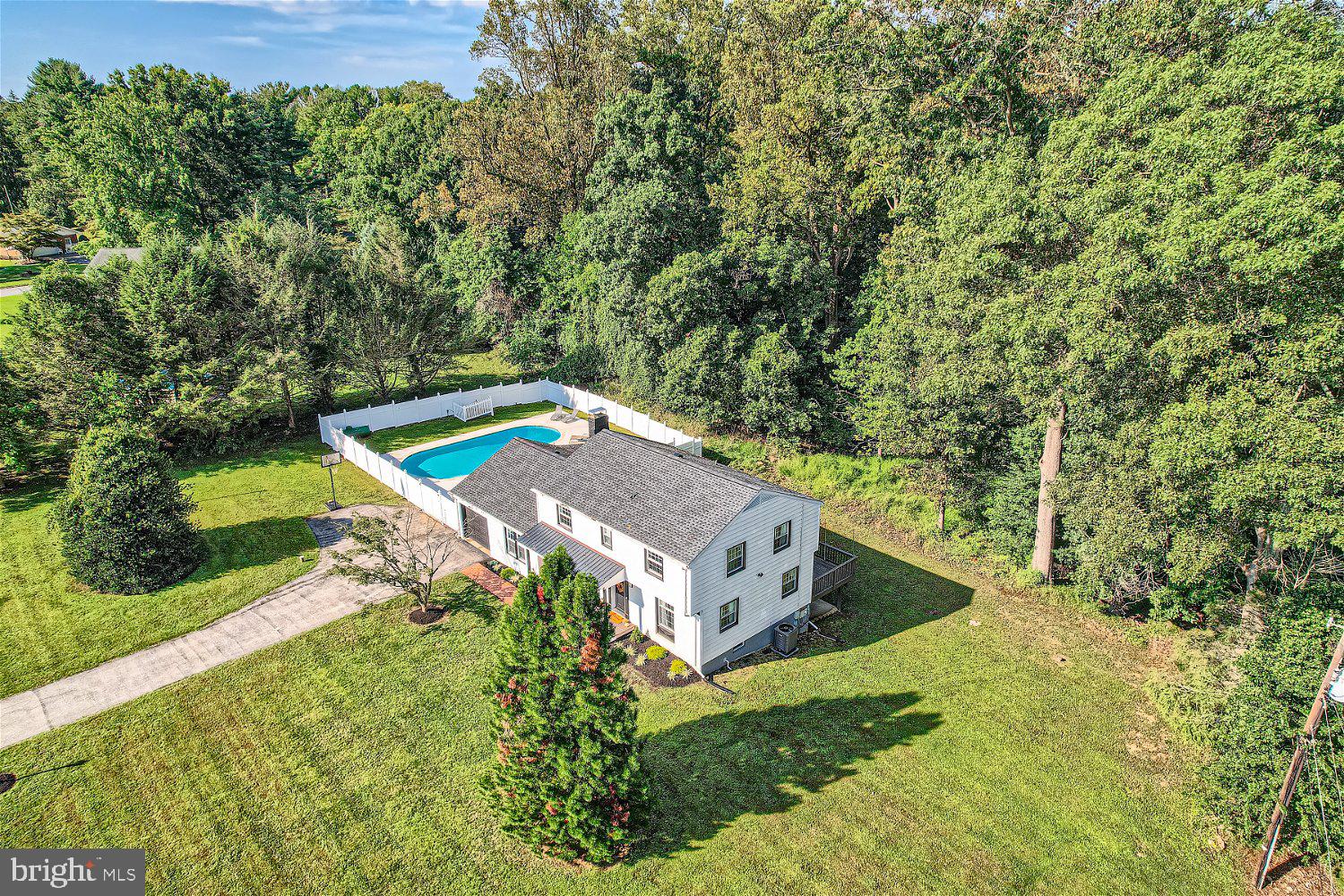 NOB HILL - Residential