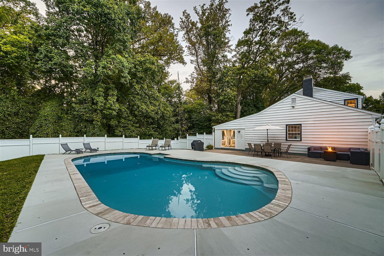 NOB HILL - Residential