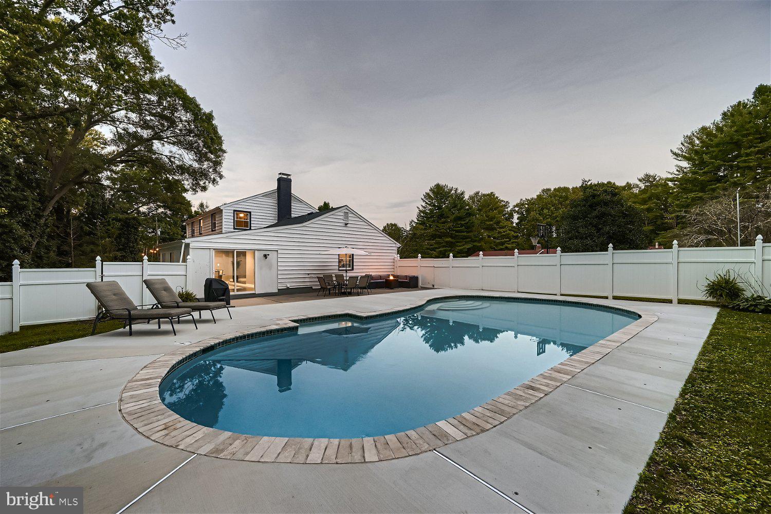 NOB HILL - Residential