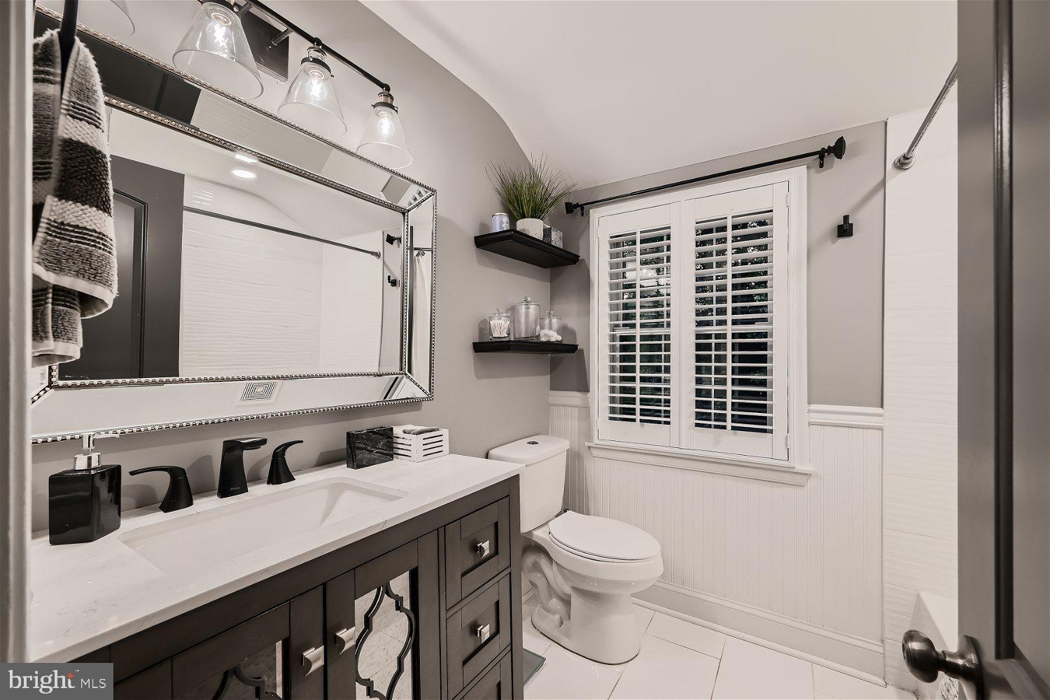 NOB HILL - Residential