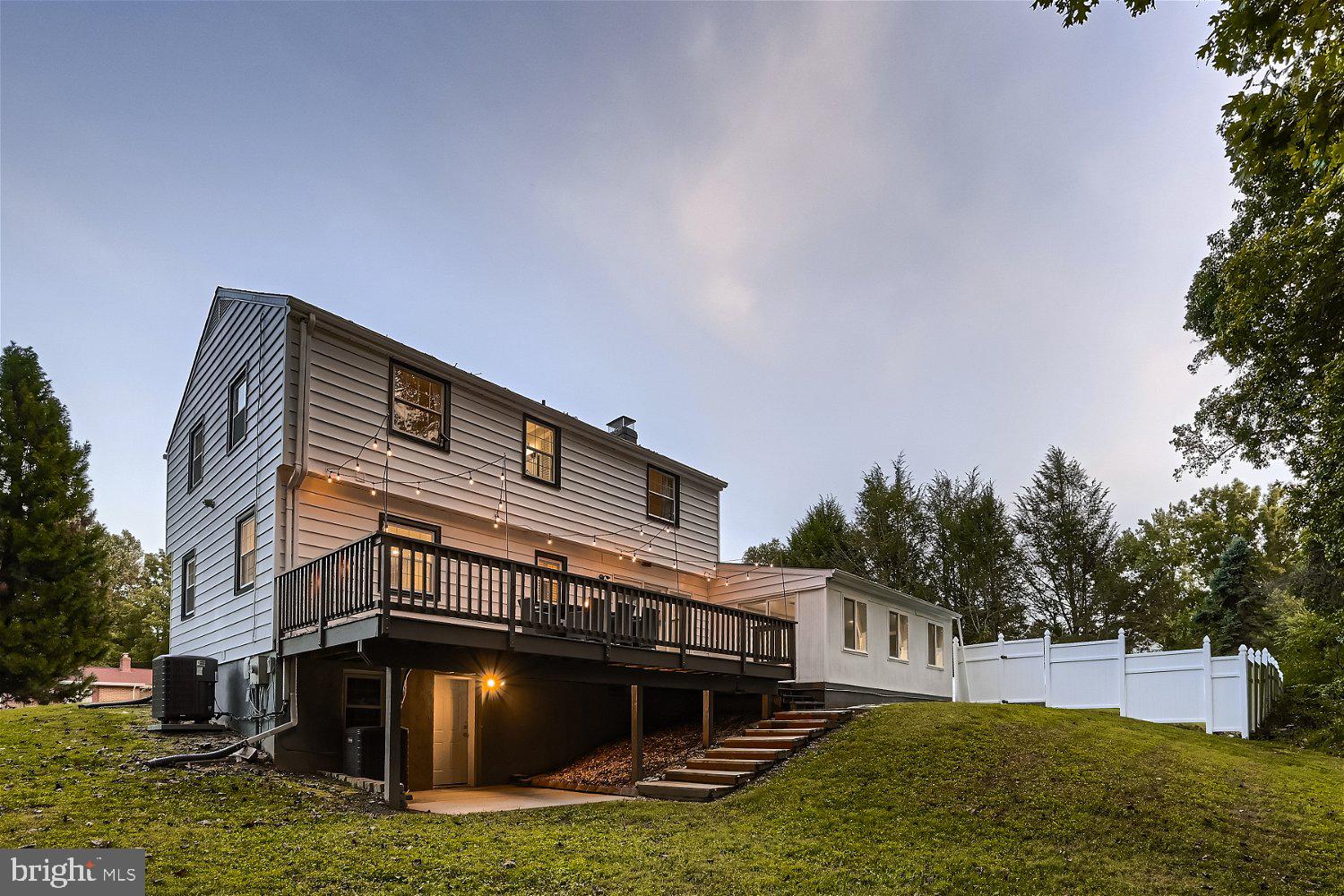 NOB HILL - Residential