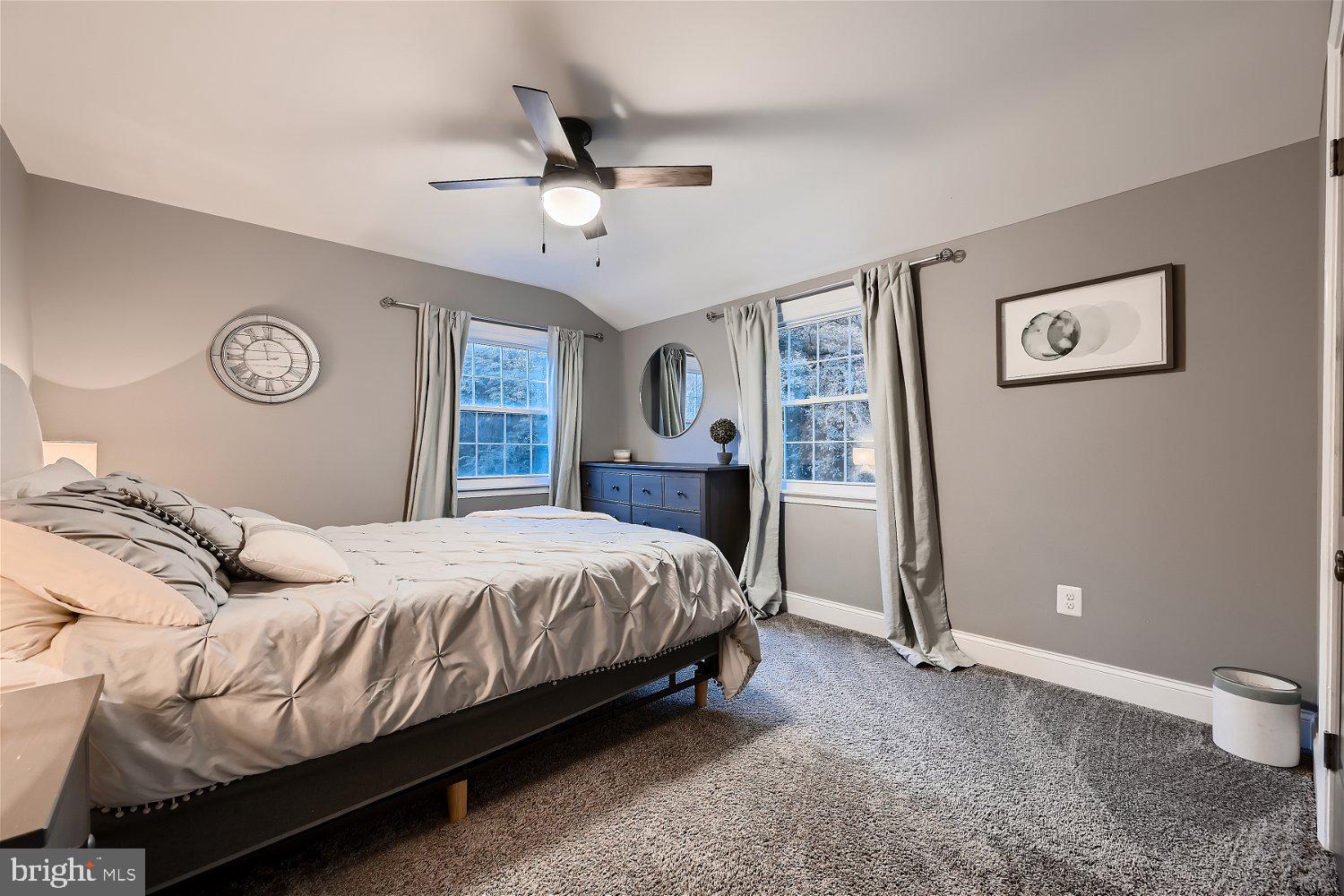 NOB HILL - Residential