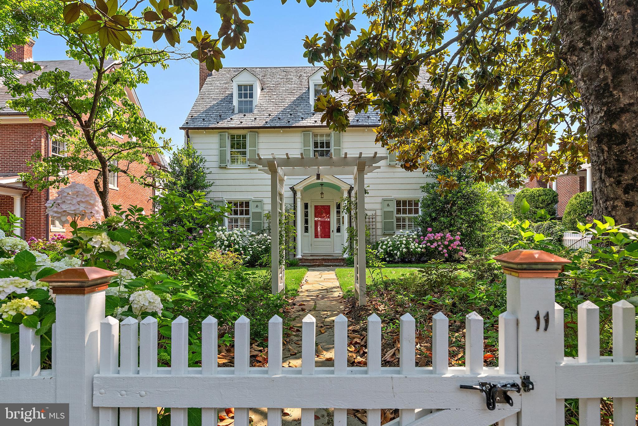 HISTORIC DISTRICT - Residential