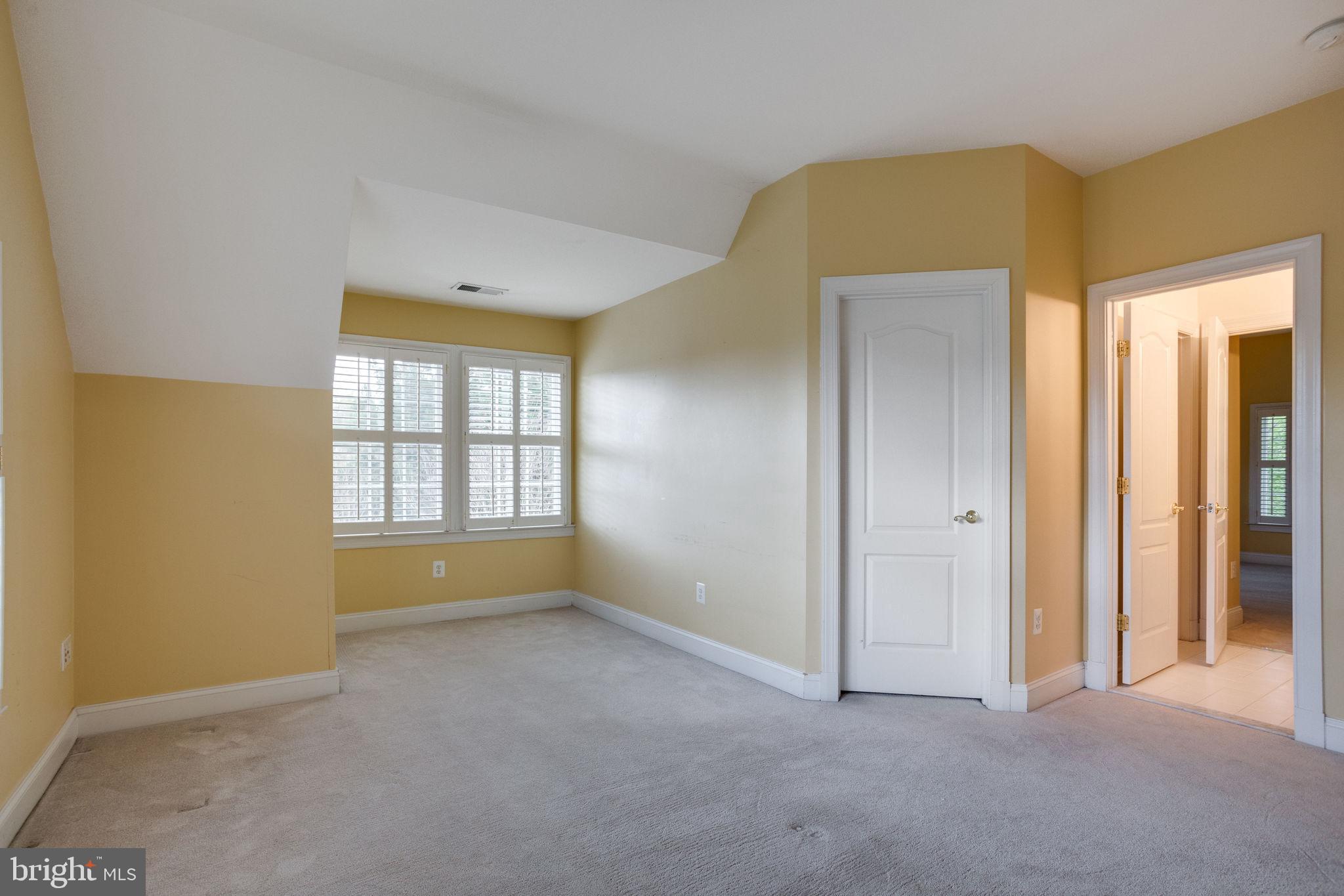 COLVIN MILL RUN - Residential Lease