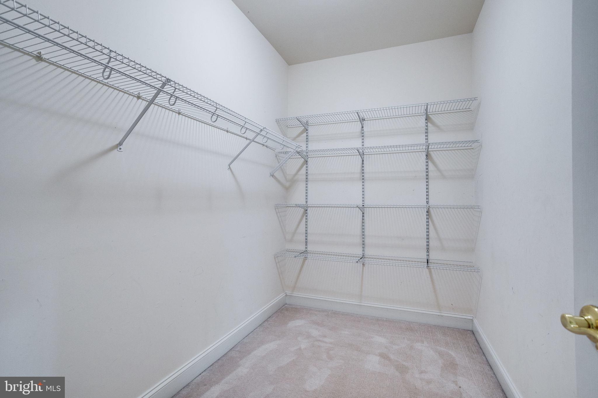 COLVIN MILL RUN - Residential Lease