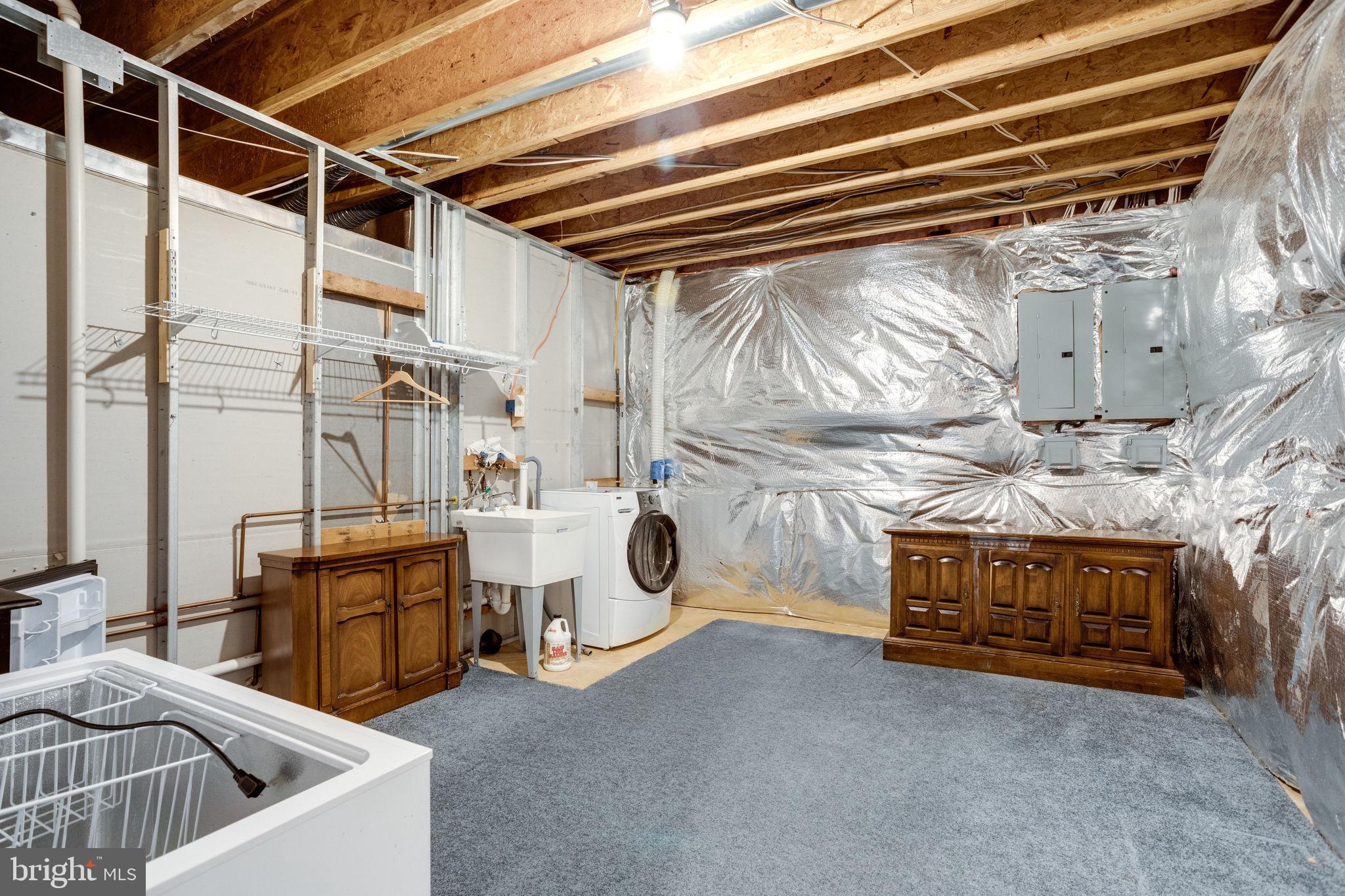 COLVIN MILL RUN - Residential Lease