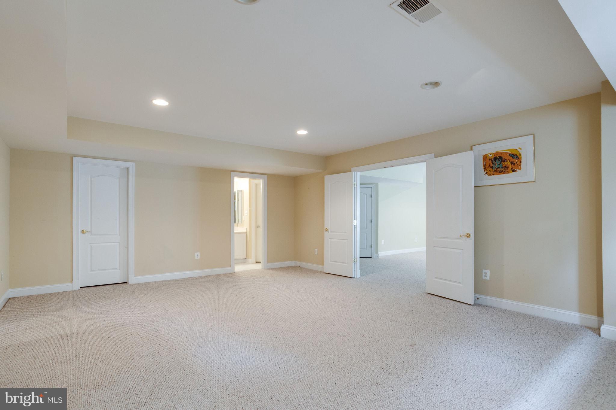 COLVIN MILL RUN - Residential Lease