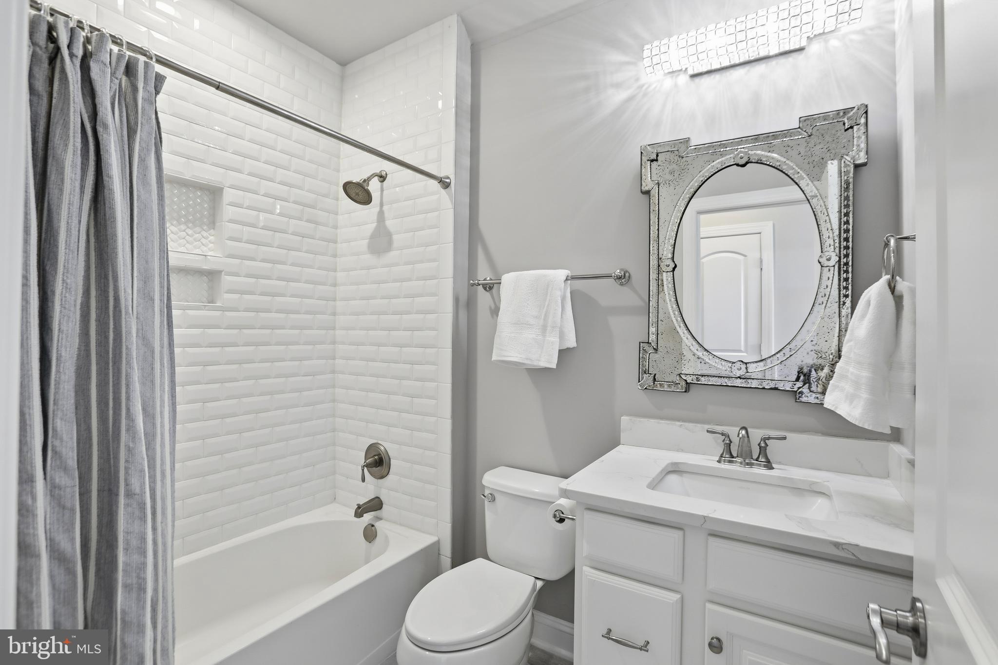 BLACK OAK CREEK - Residential