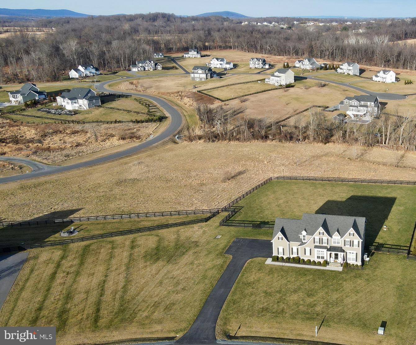 BLACK OAK CREEK - Residential
