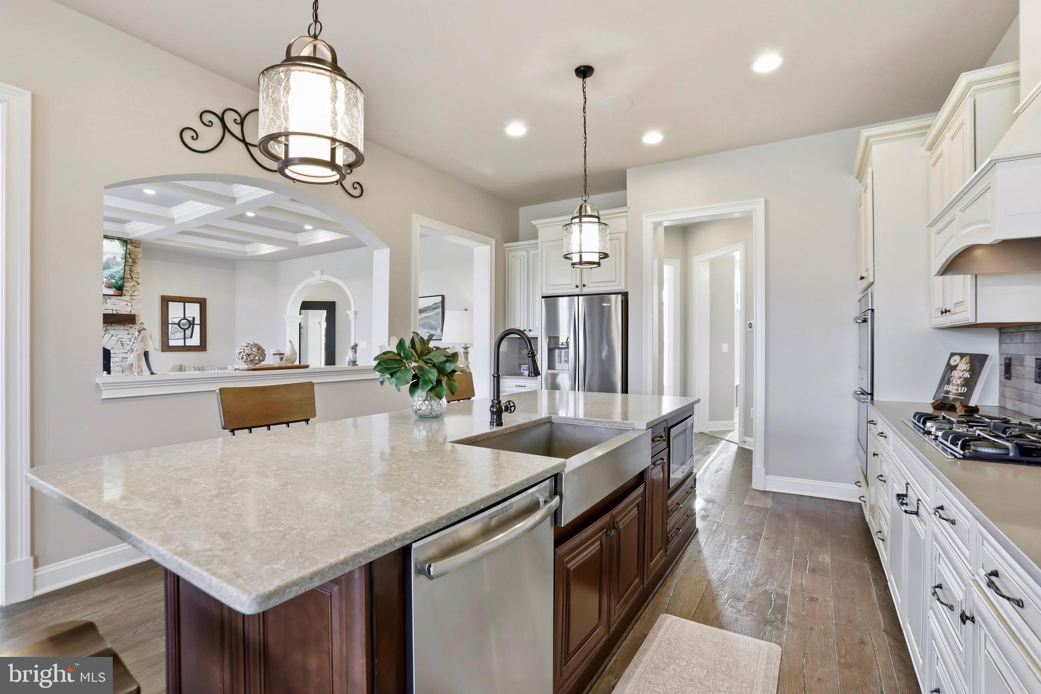 BLACK OAK CREEK - Residential