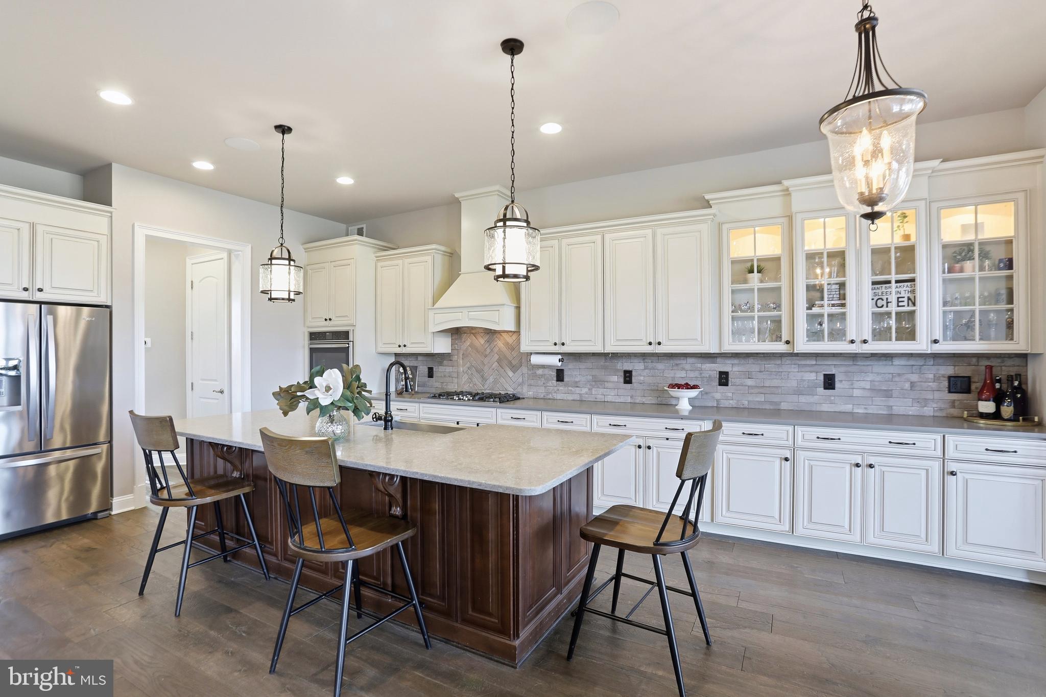 BLACK OAK CREEK - Residential