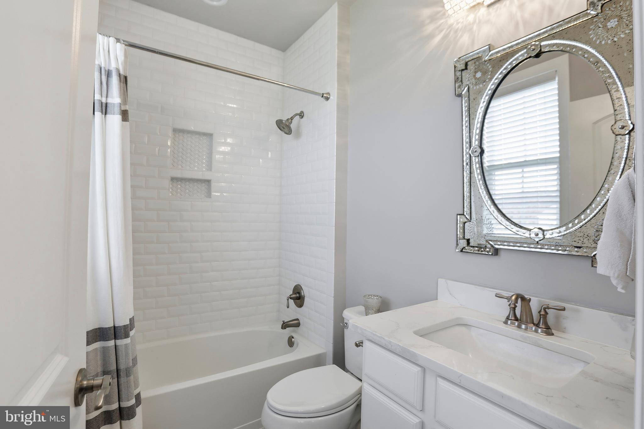 BLACK OAK CREEK - Residential