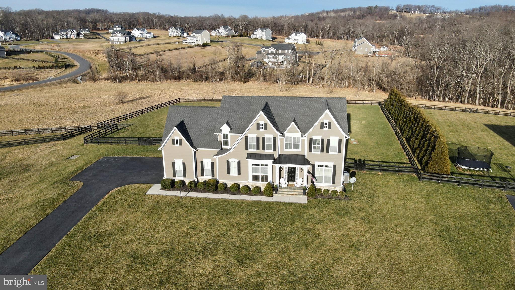 BLACK OAK CREEK - Residential