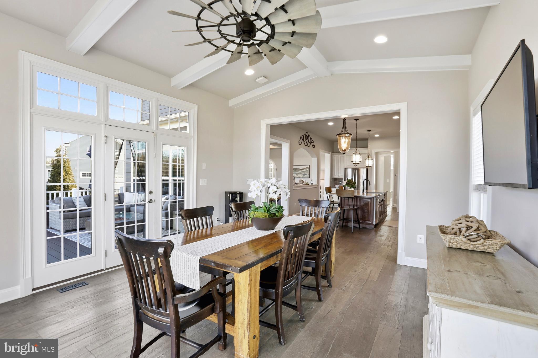 BLACK OAK CREEK - Residential