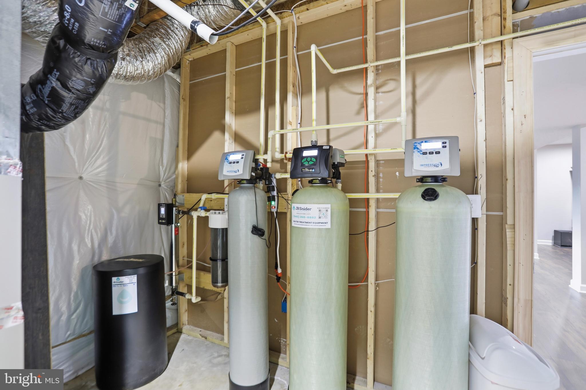 BLACK OAK CREEK - Residential