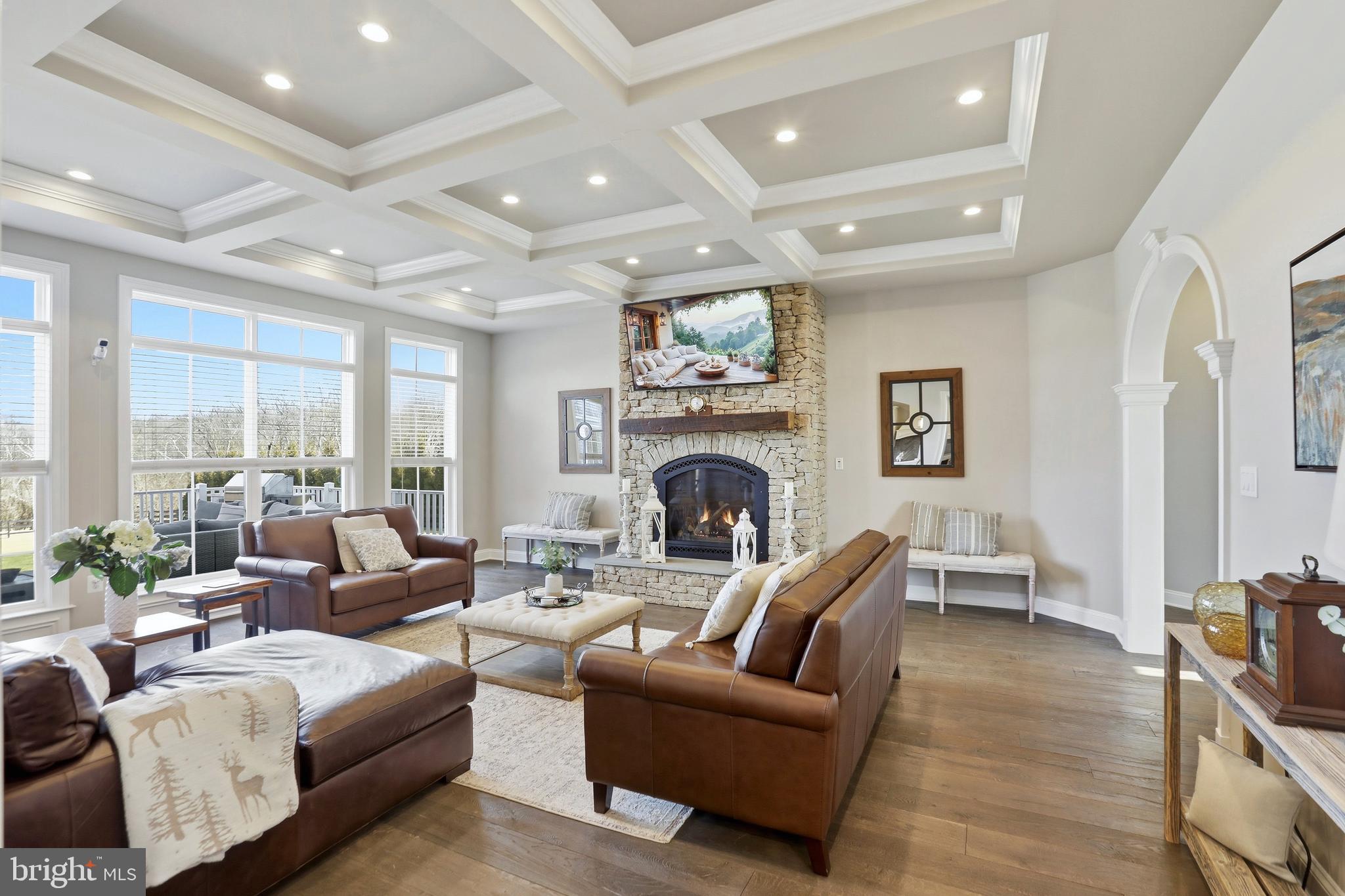 BLACK OAK CREEK - Residential