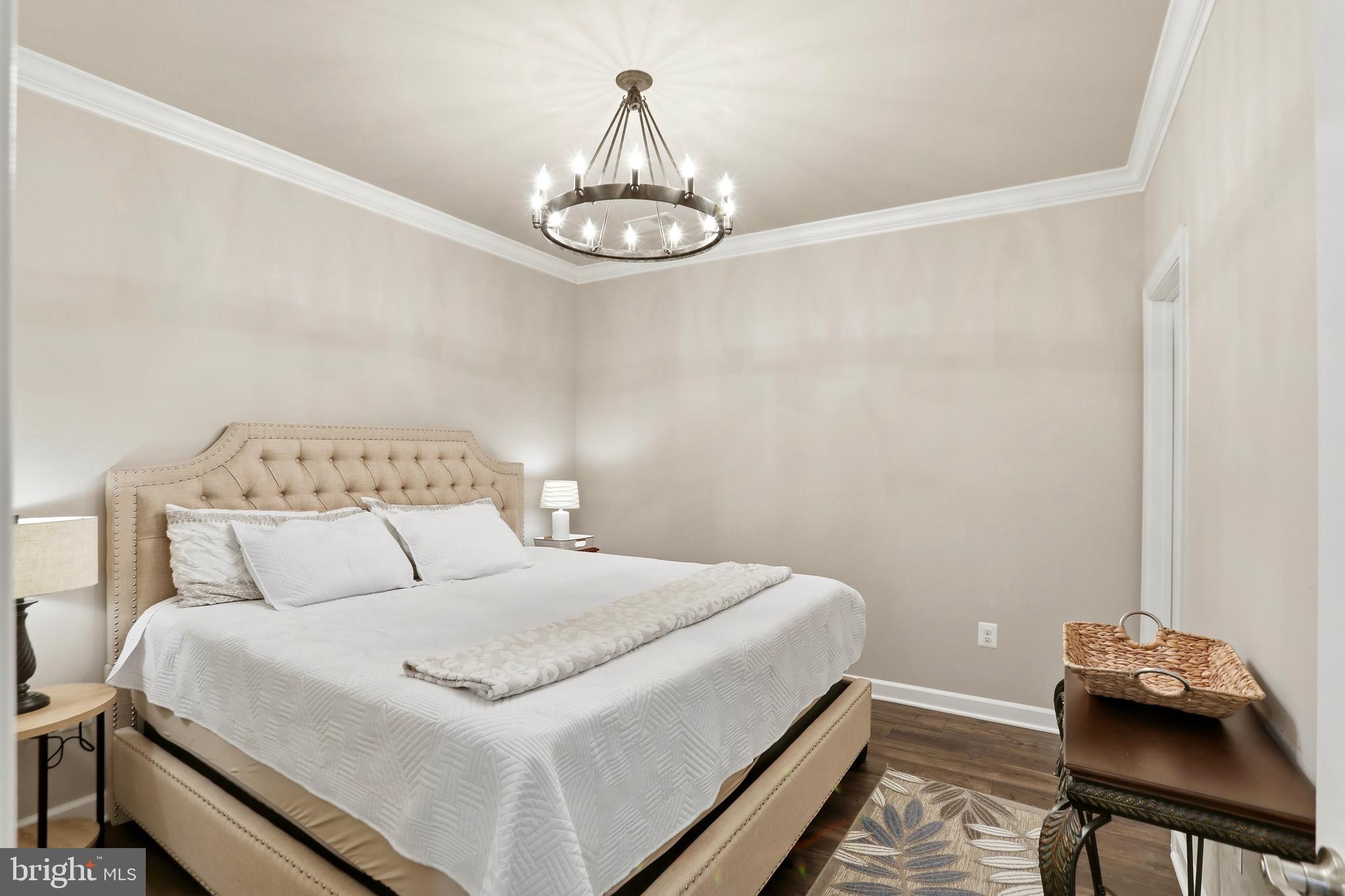 BLACK OAK CREEK - Residential