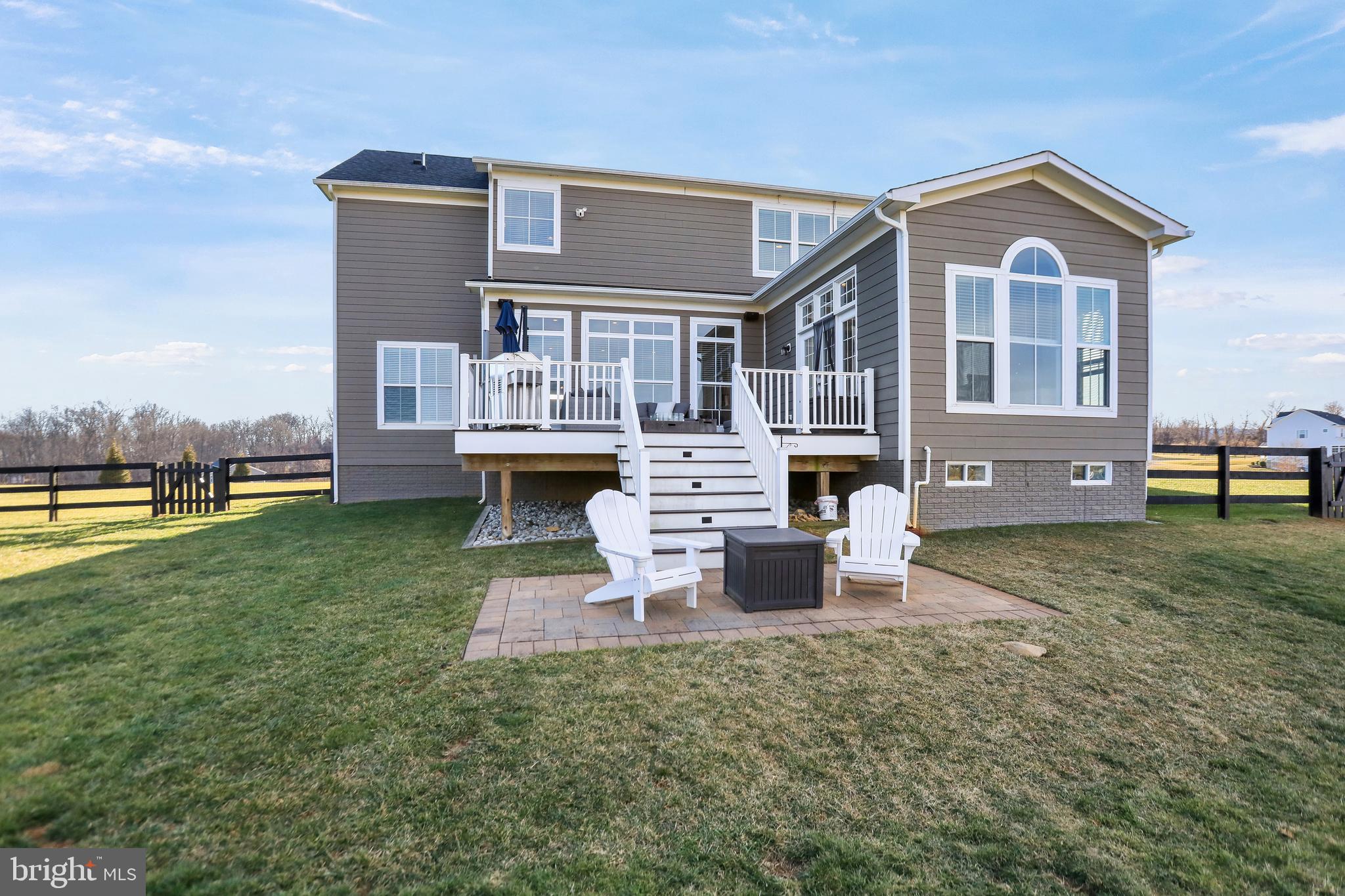 BLACK OAK CREEK - Residential