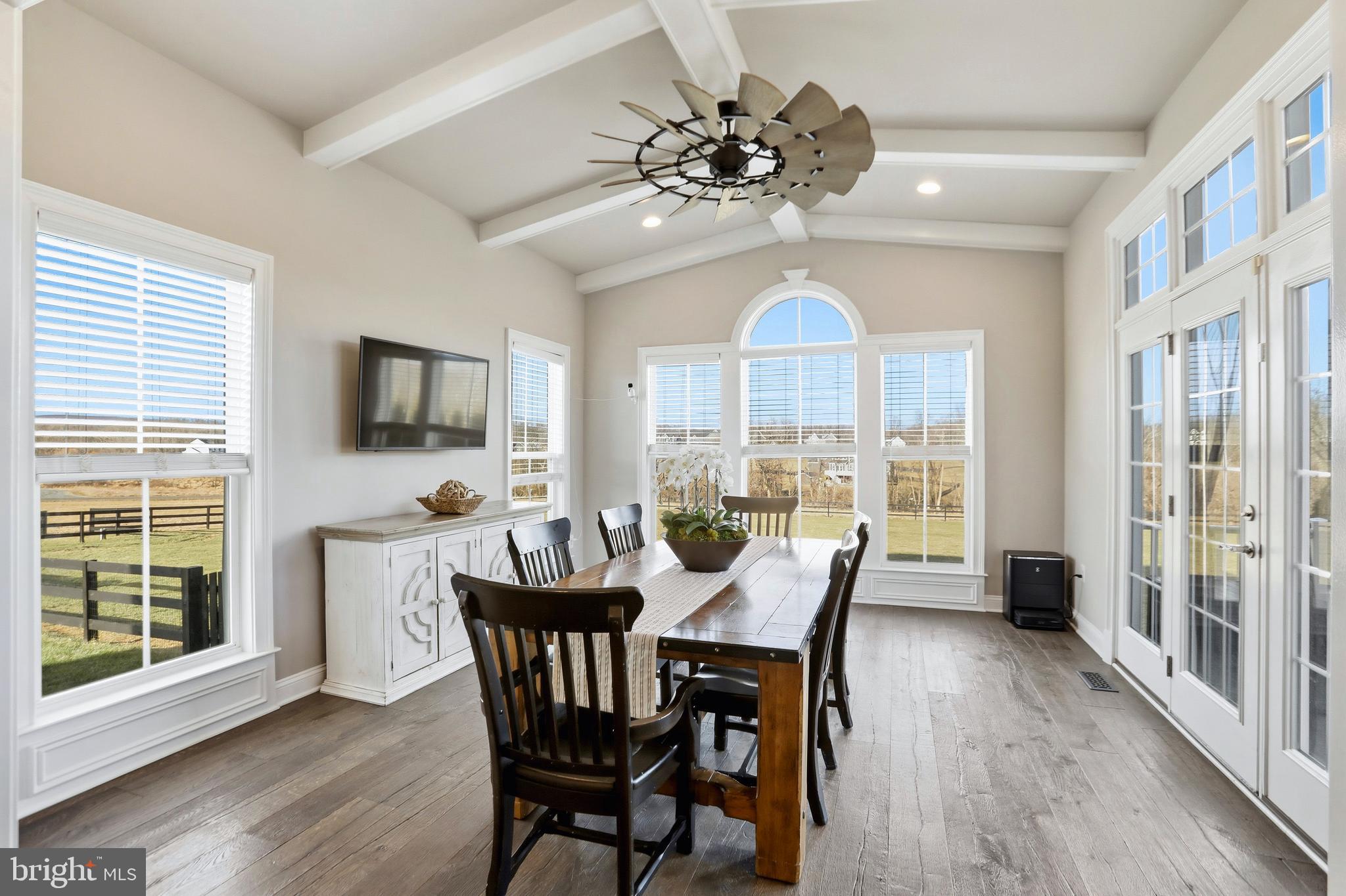 BLACK OAK CREEK - Residential