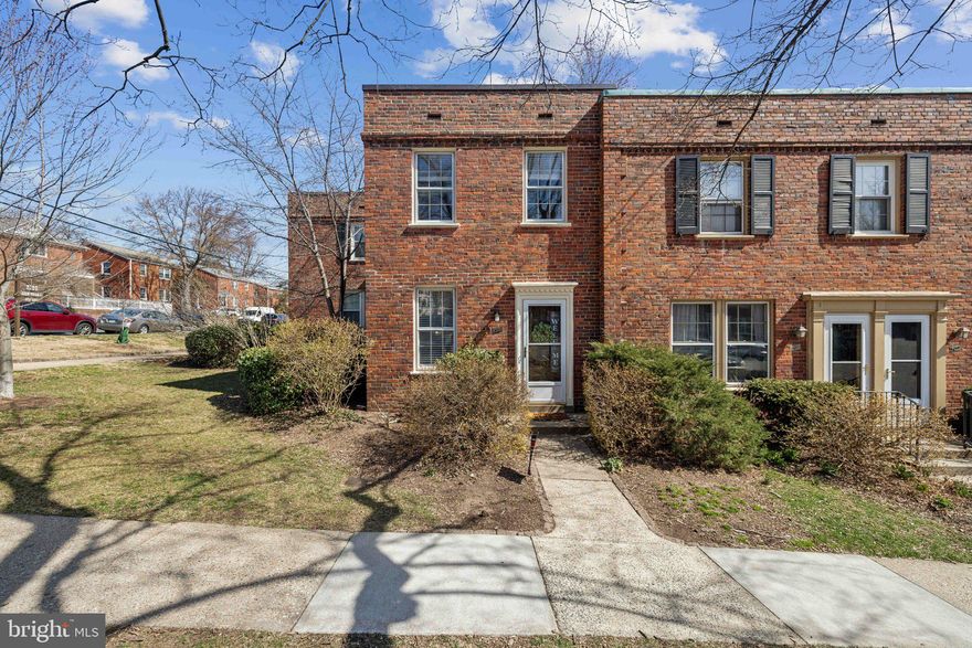 RARELY available 1-bedroom + den, 1-bathroom two-level condo in Arlington Village! This sun-filled corner unit is a perfect blend of charm and modern convenience. The open-concept layout creates a spacious and inviting atmosphere, complemented by beautiful hardwood floors throughout. Large windows flood the home with natural light, making every room feel warm and welcoming. The kitchen is well-equipped with stainless steel appliances and plenty of counter space, making meal prep and entertaining a breeze. The adjacent dining and living areas offer a comfortable space for relaxing or hosting guests. Upstairs, the generously sized bedroom provides a peaceful retreat, while the additional den offers flexibility—ideal for a home office, reading nook, or guest space. Enjoy the ease of in-unit laundry and the added benefits of this well-maintained community. Arlington Village residents have access to fantastic amenities, including a community pool, private tennis and pickleball courts, and dedicated parking (with easy street parking for visitors). This home’s location is truly unbeatable. Nestled just minutes from Pentagon City, Shirlington, I-395, and Metro access, you’ll have quick connections to shopping, dining, and major commuter routes. Whether you're heading into D.C. for work or enjoying an evening out nearby, this home offers both comfort and convenience in one of Arlington’s most sought-after communities. Don’t miss the opportunity to make this rare find your own!