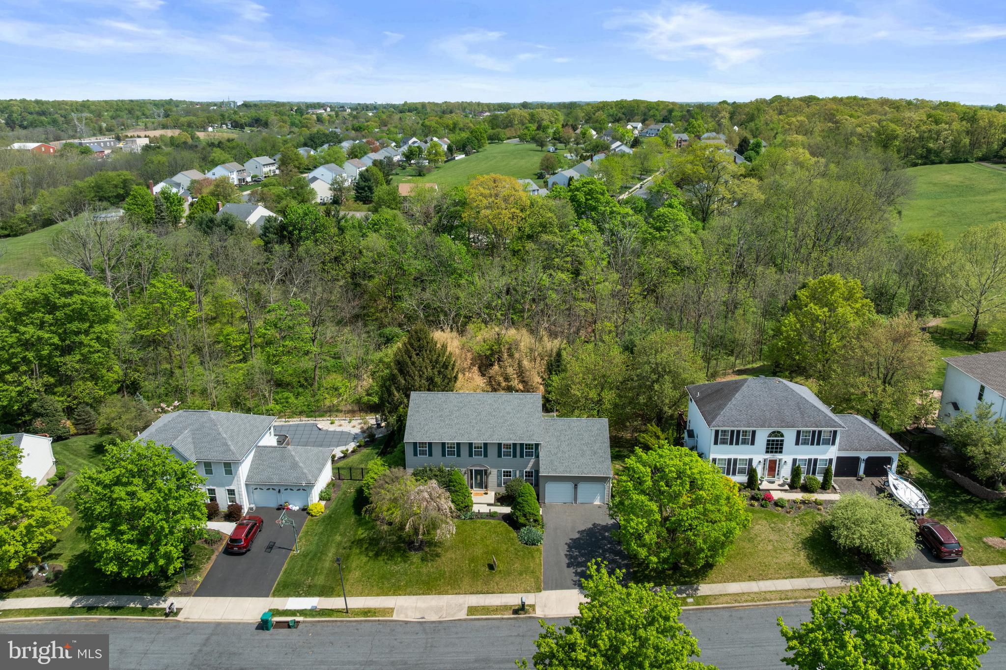 1021 DORCHESTER LANE