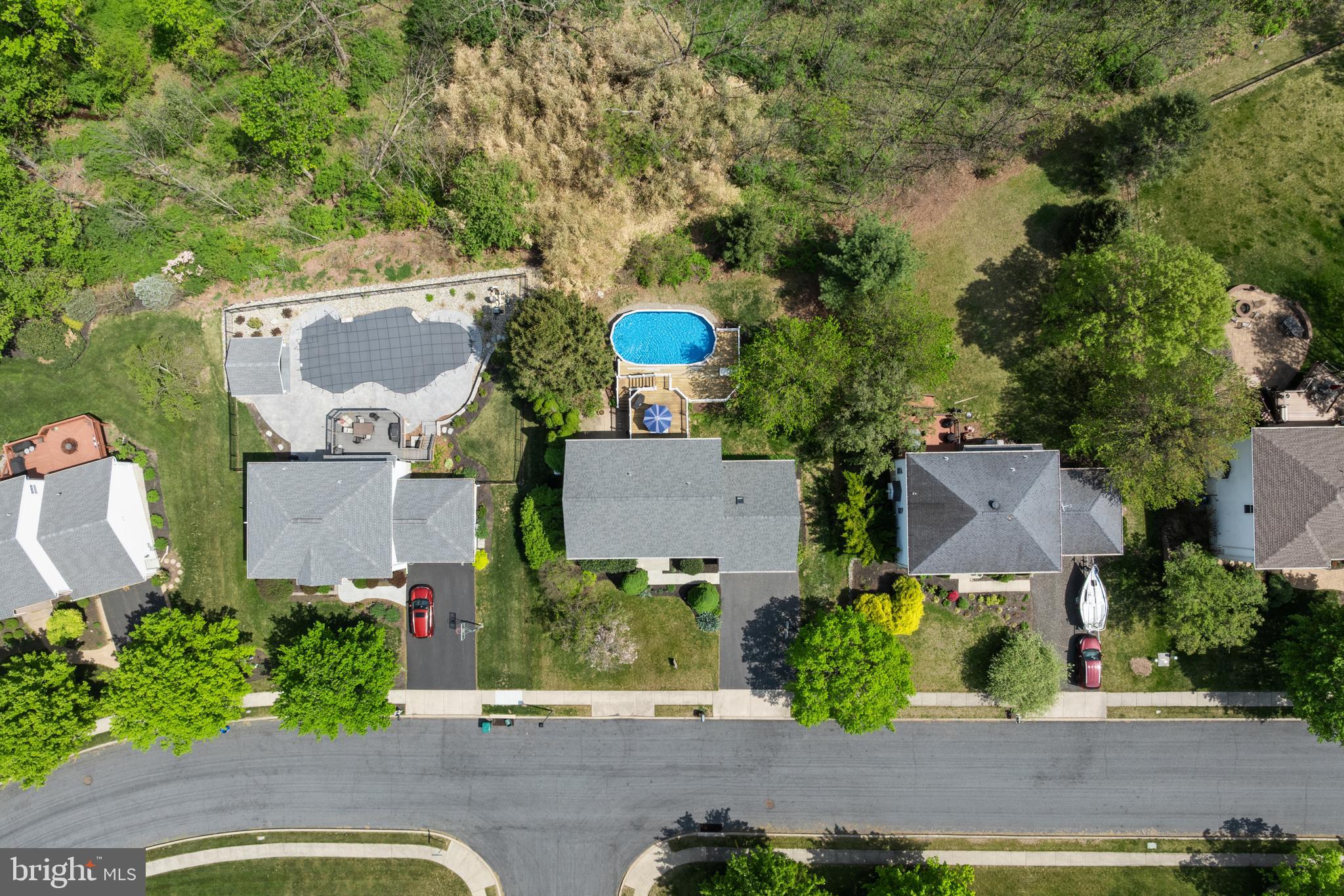 1021 DORCHESTER LANE