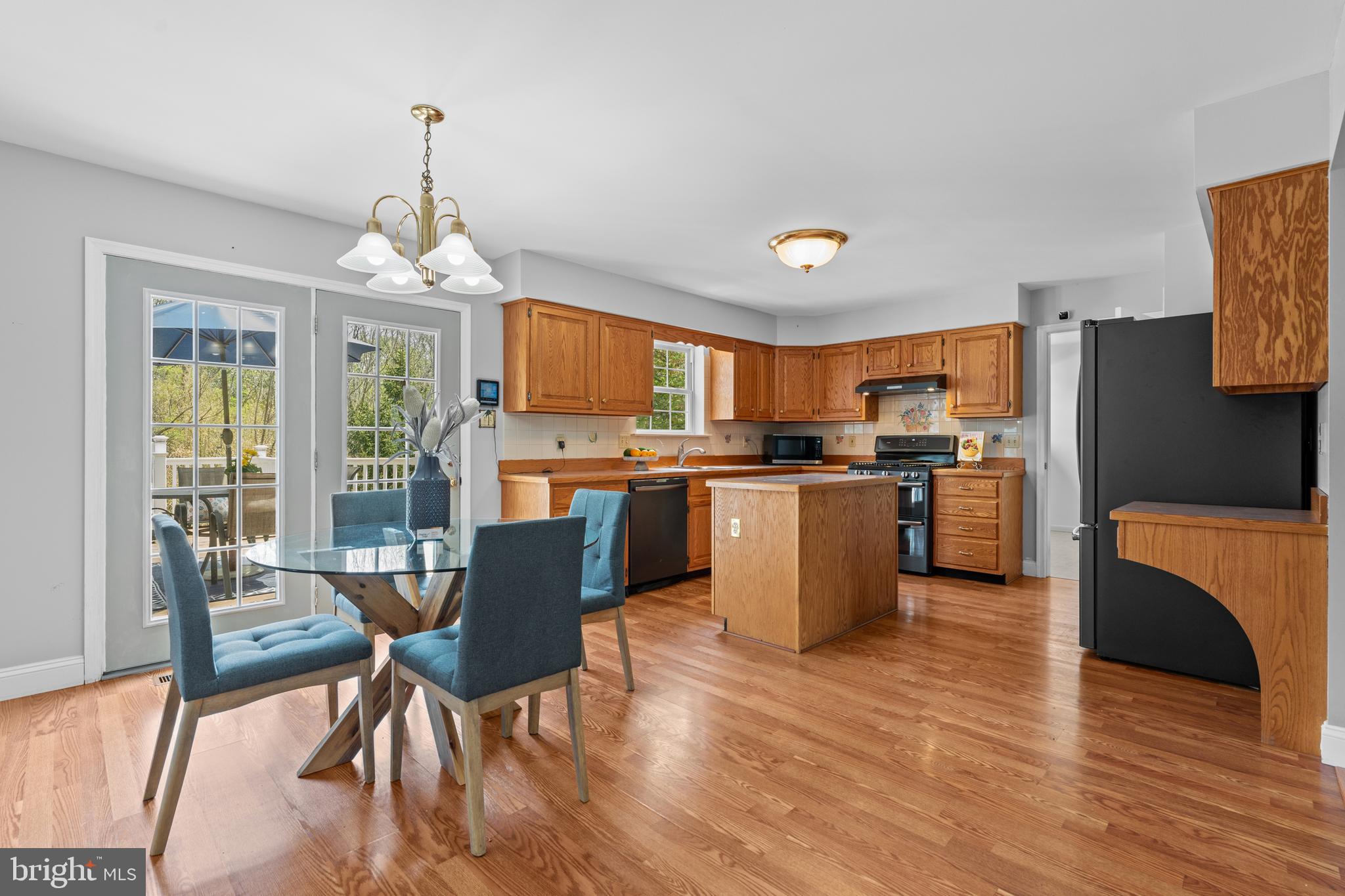 KINGSCOTE - Residential