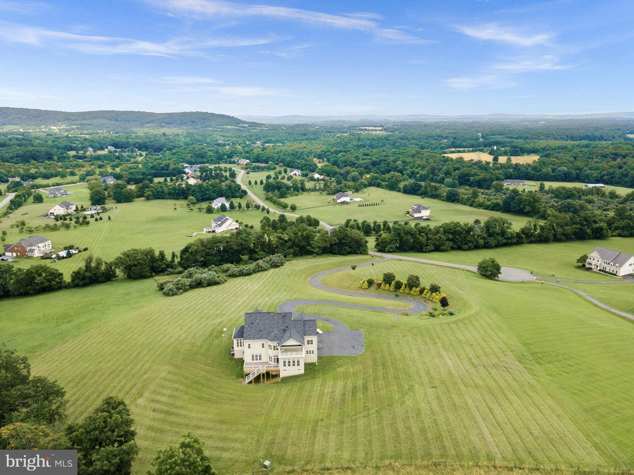 HIGHLANDS - Residential