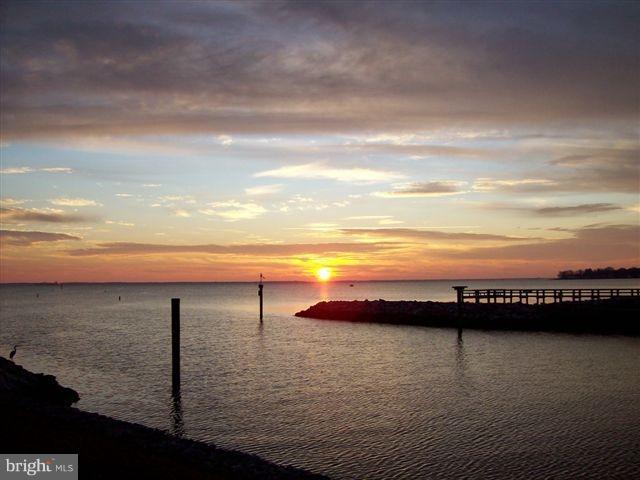 VILLAGE OF CHESAPEAKE HARBOUR - Residential