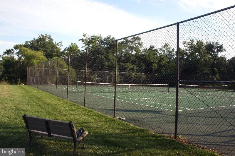 VILLAGE OF CHESAPEAKE HARBOUR - Residential