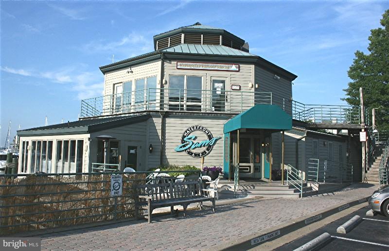 VILLAGE OF CHESAPEAKE HARBOUR - Residential