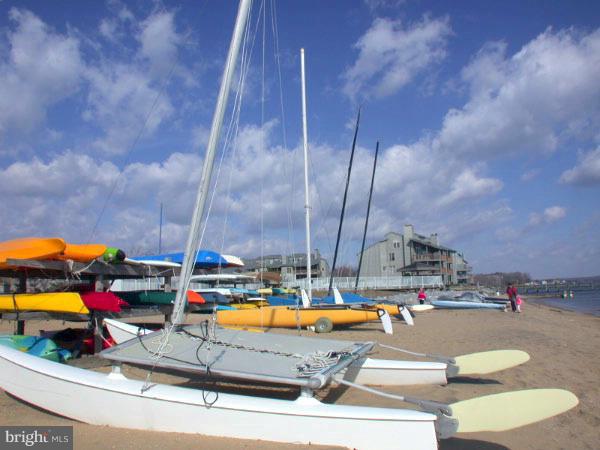 VILLAGE OF CHESAPEAKE HARBOUR - Residential