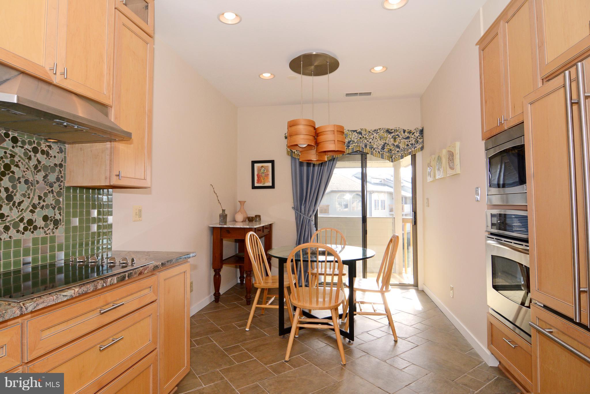 VILLAGE OF CHESAPEAKE HARBOUR - Residential