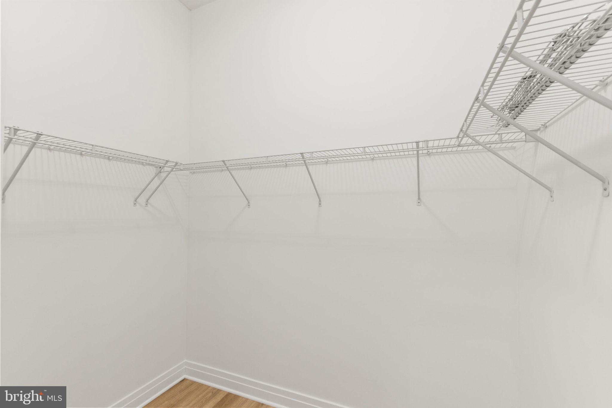 STATION SQUARE - Residential Lease