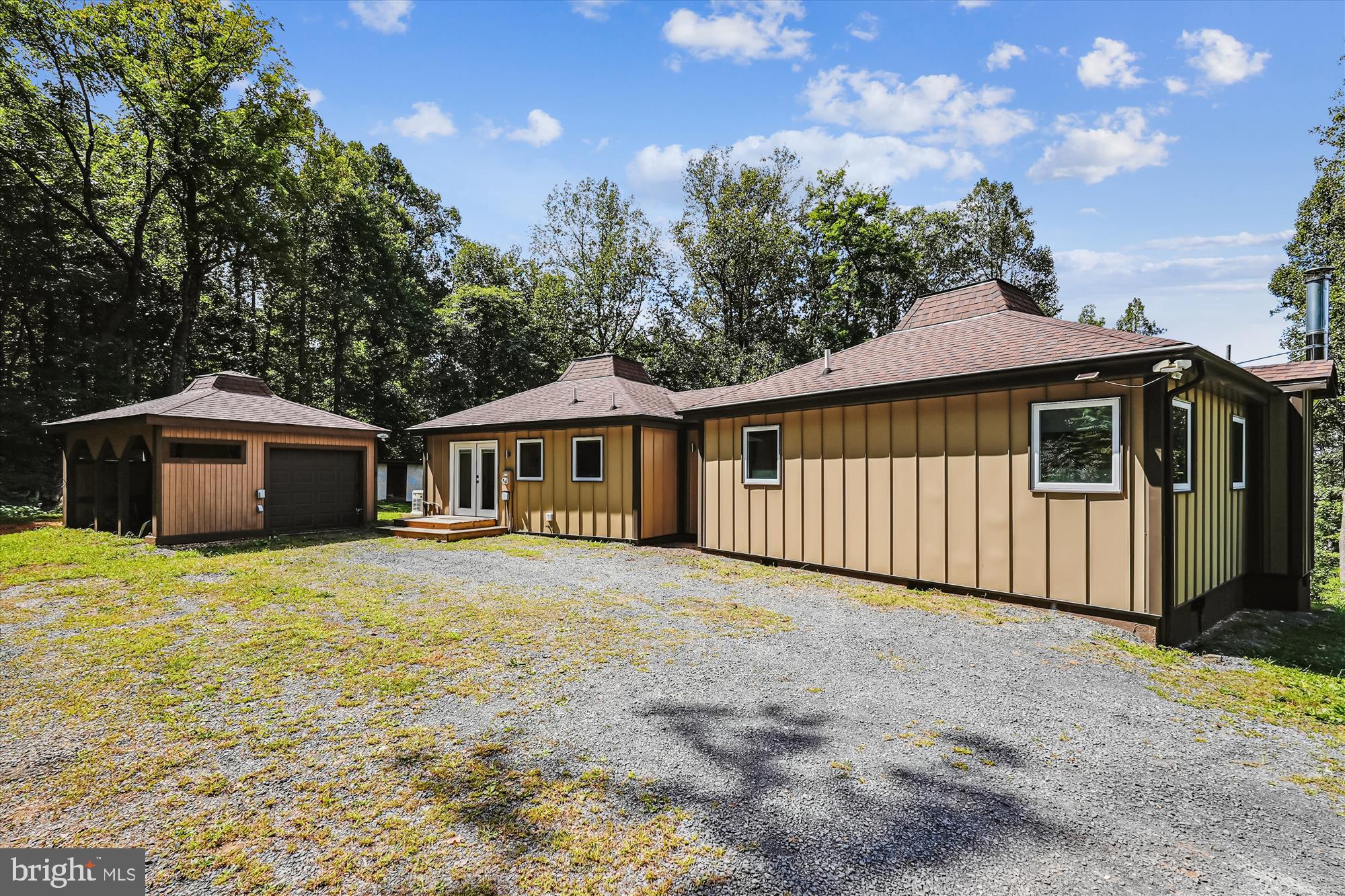 21826 BLUE RIDGE MTN ROAD