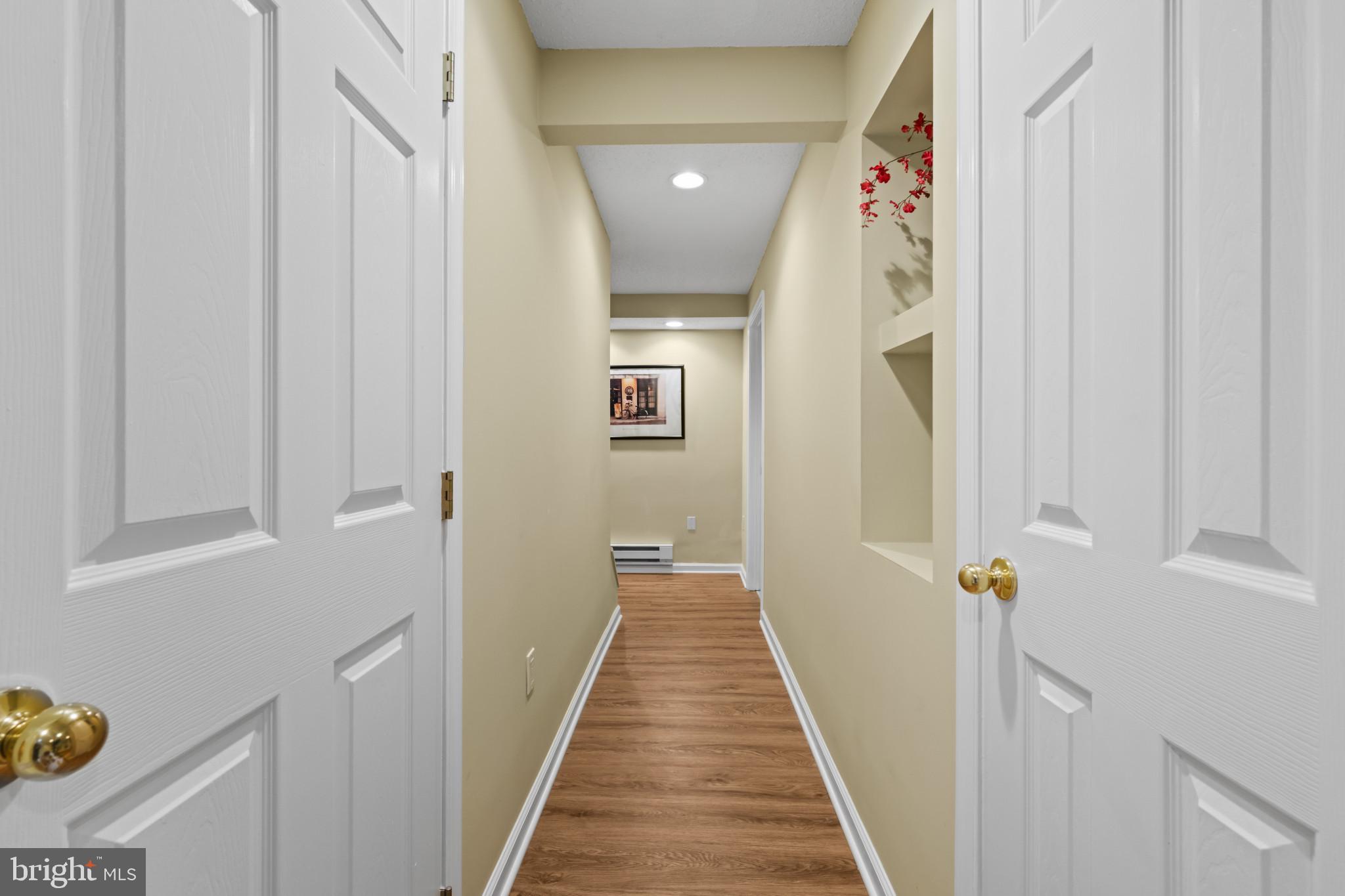 CROFTON SQUARE - Residential