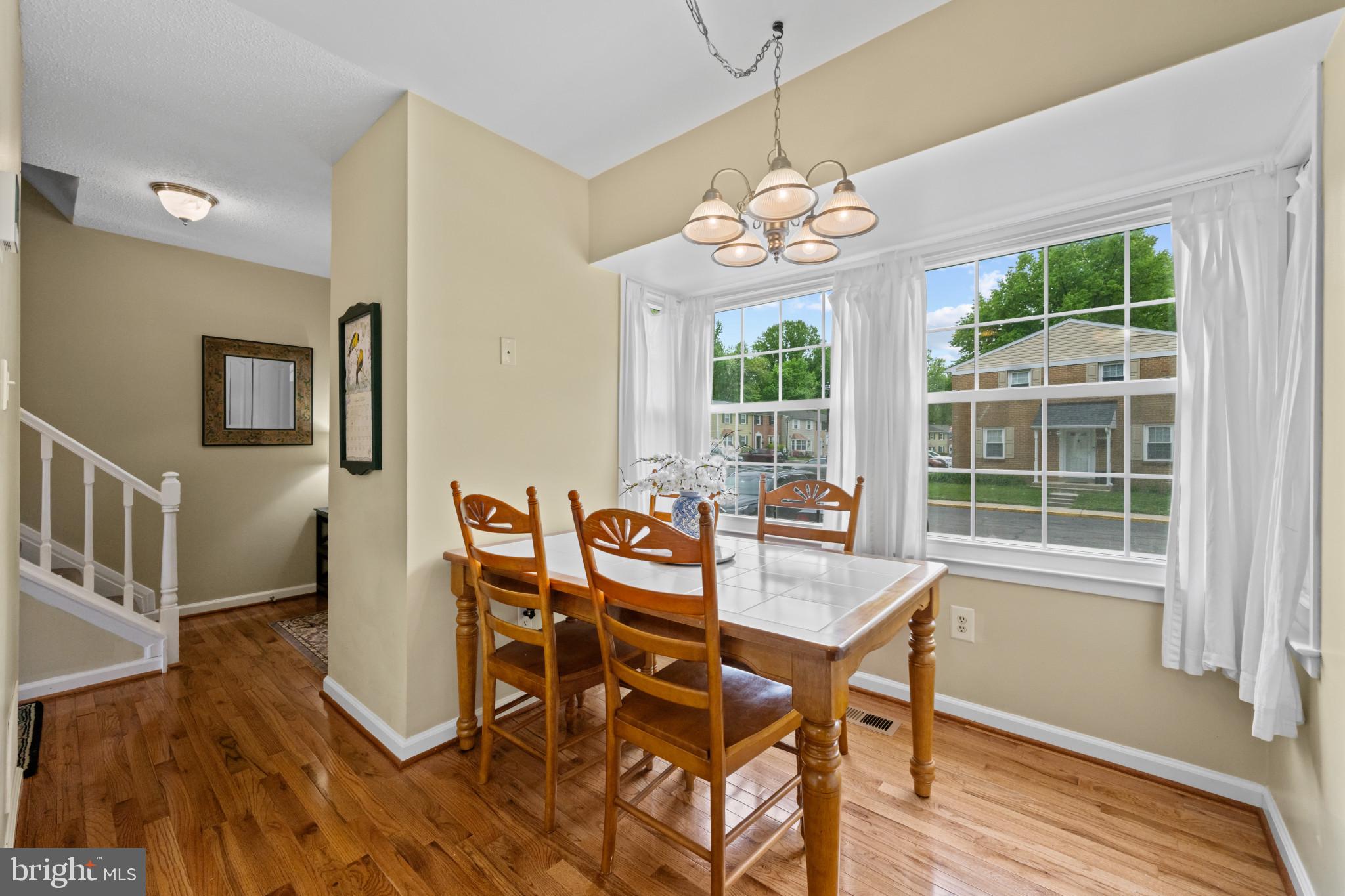 CROFTON SQUARE - Residential