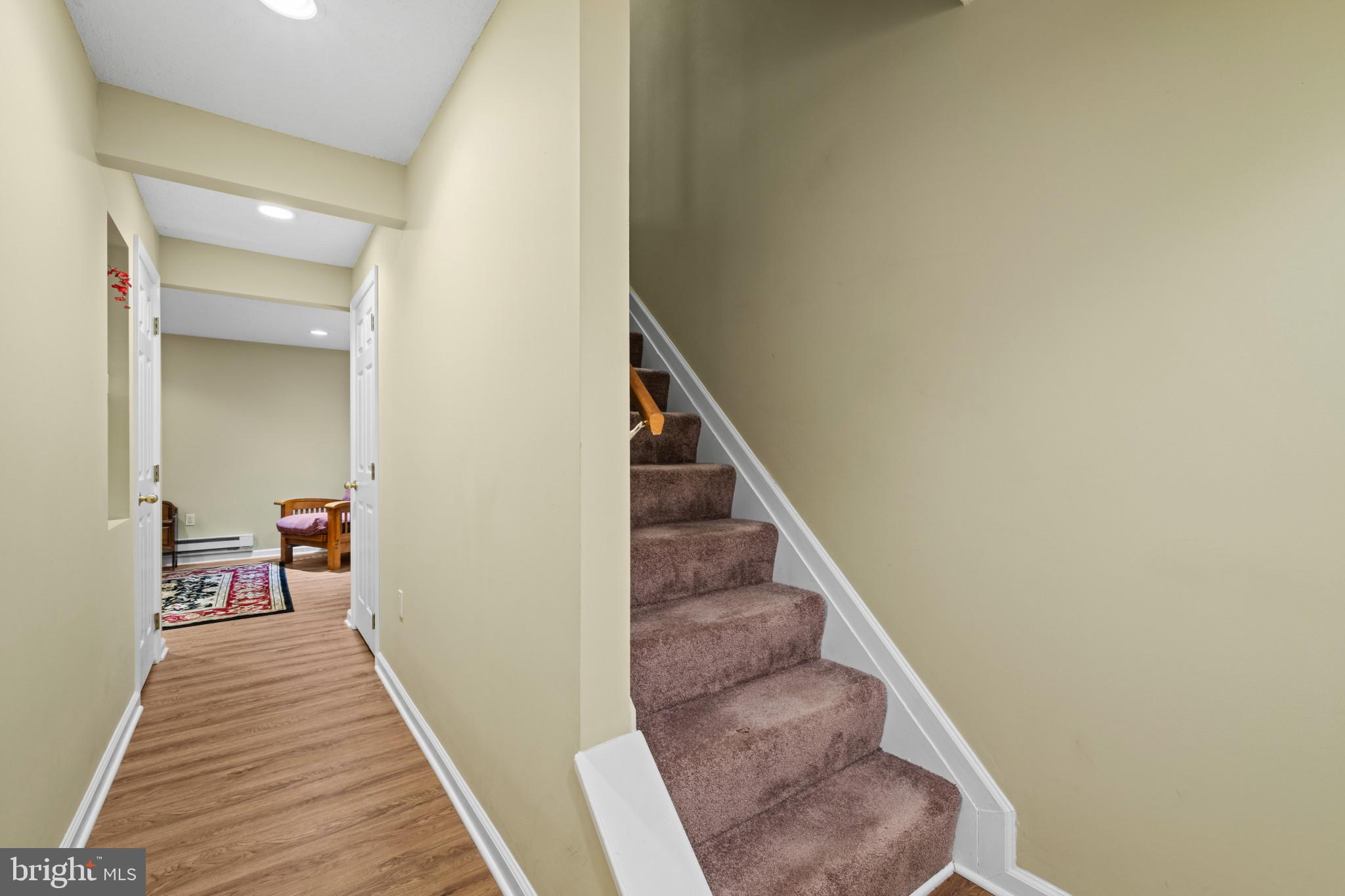 CROFTON SQUARE - Residential