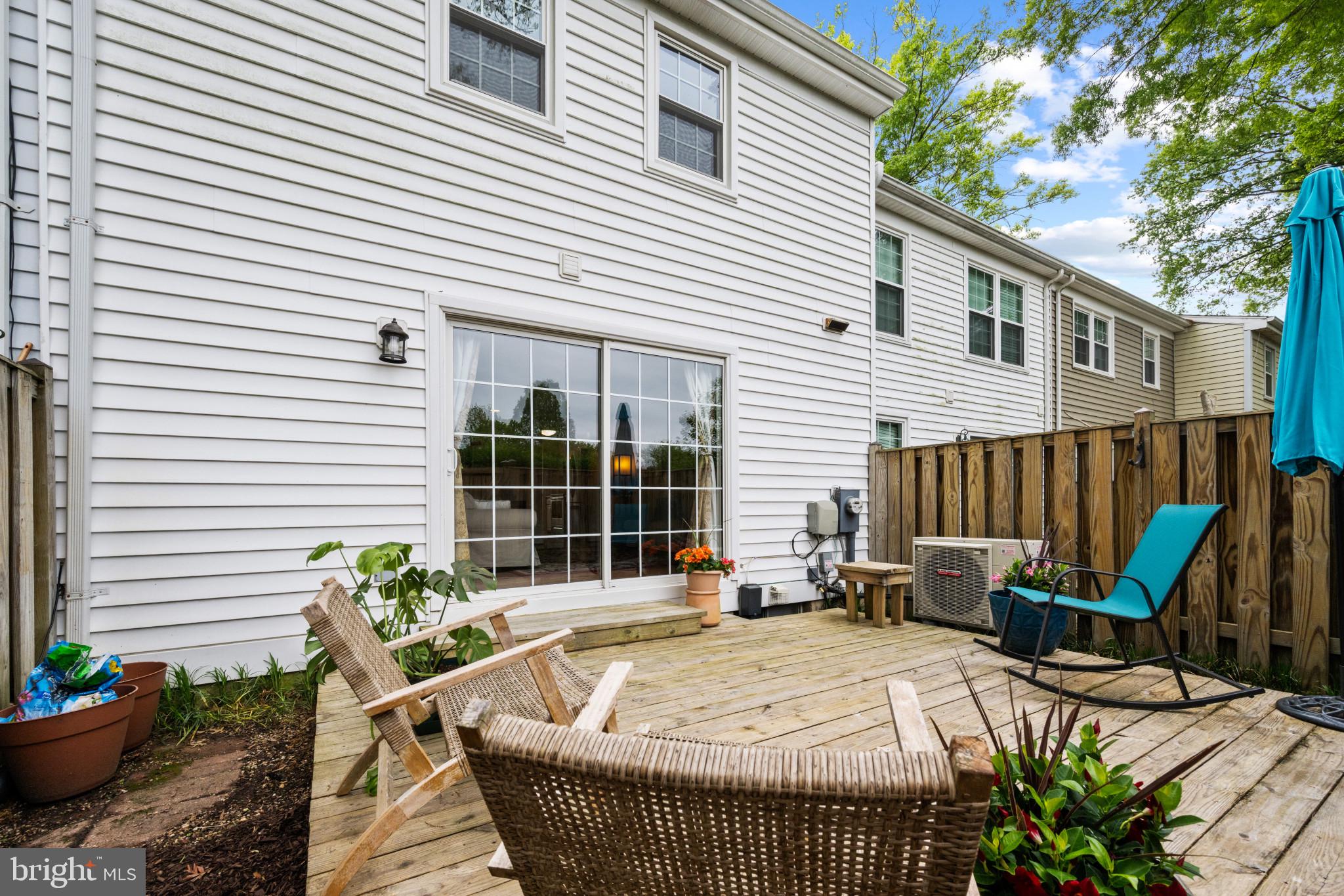 CROFTON SQUARE - Residential