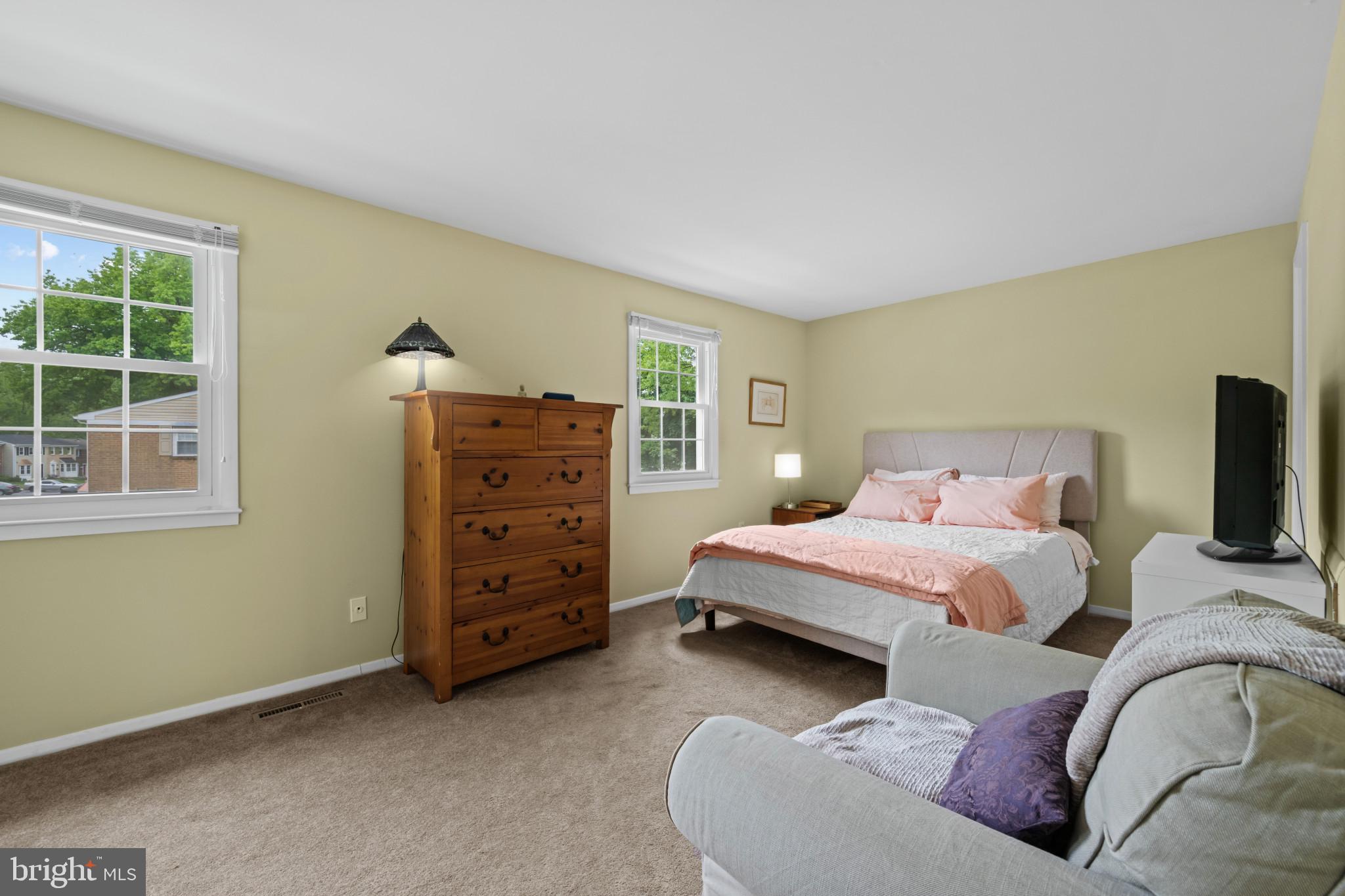 CROFTON SQUARE - Residential