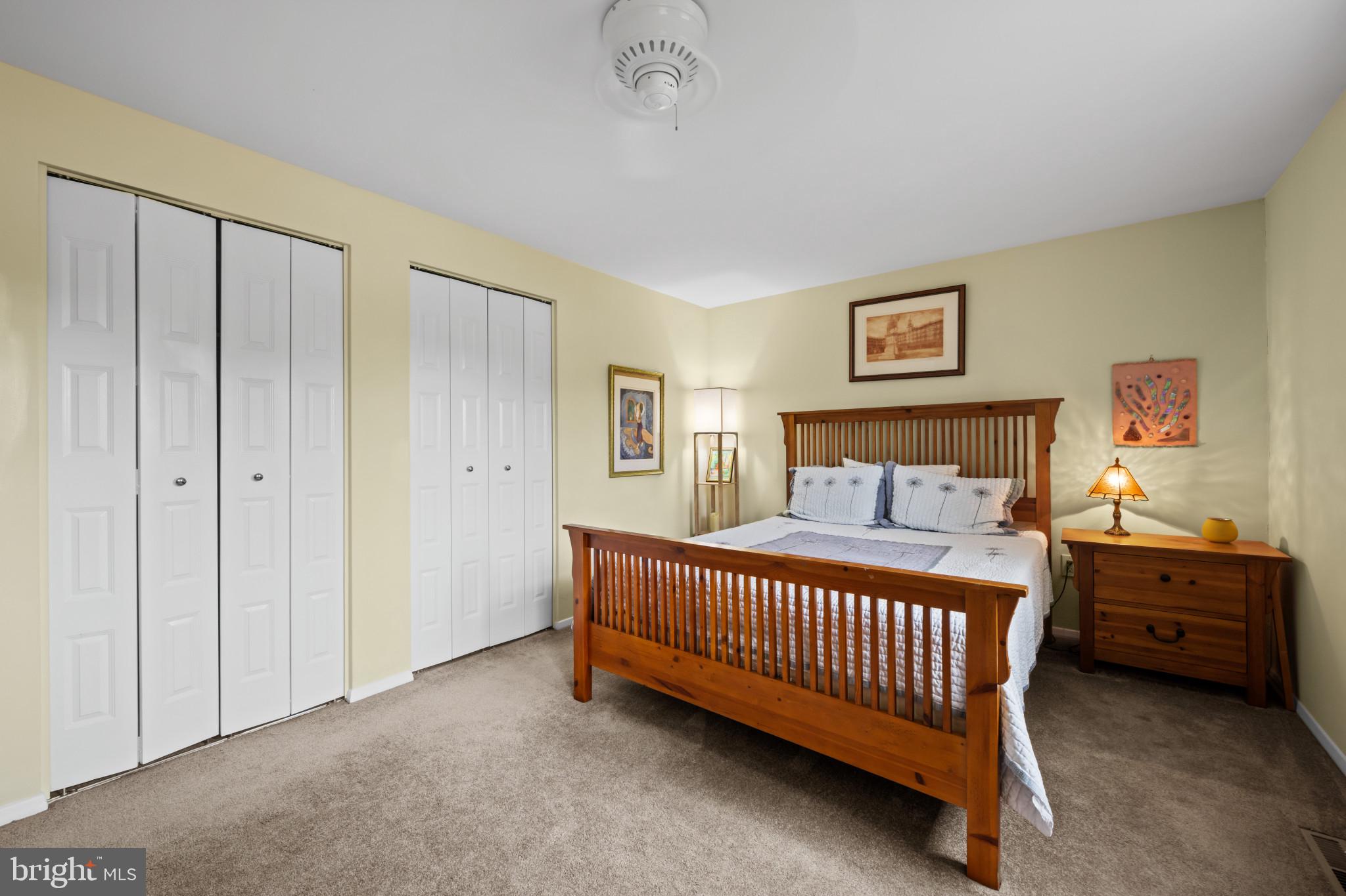 CROFTON SQUARE - Residential