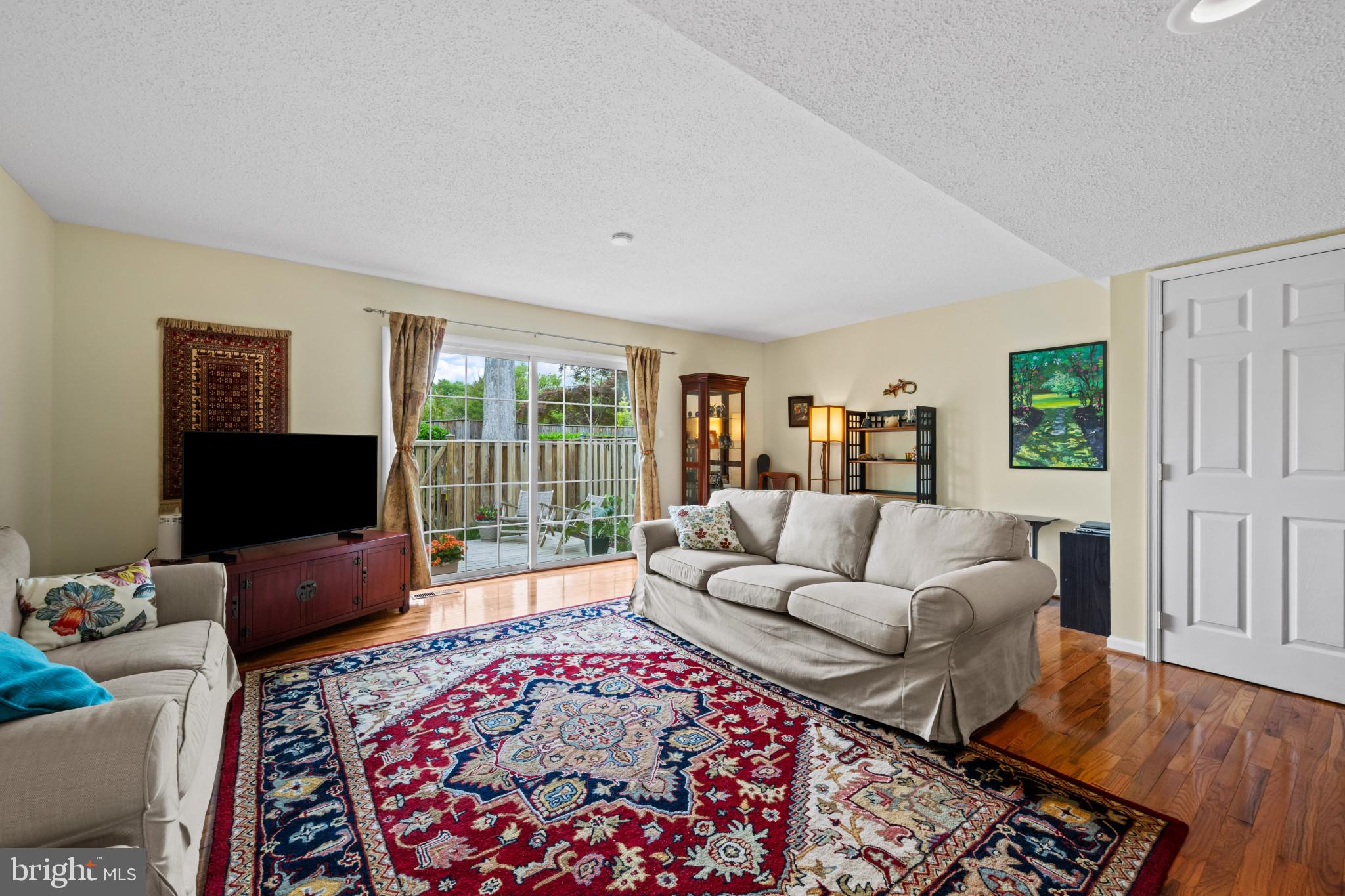 CROFTON SQUARE - Residential