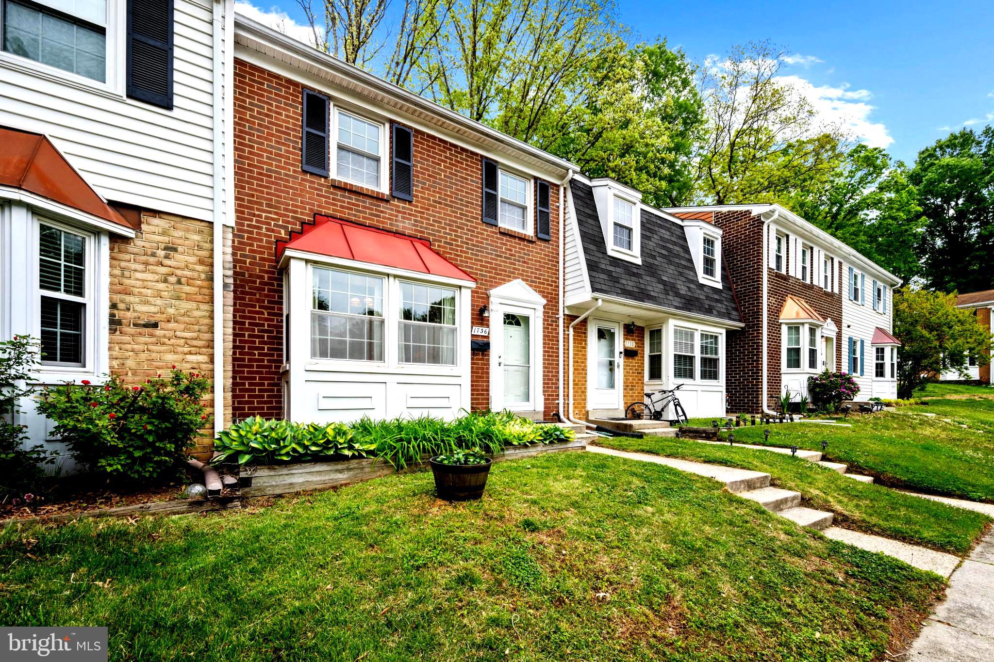 CROFTON SQUARE - Residential