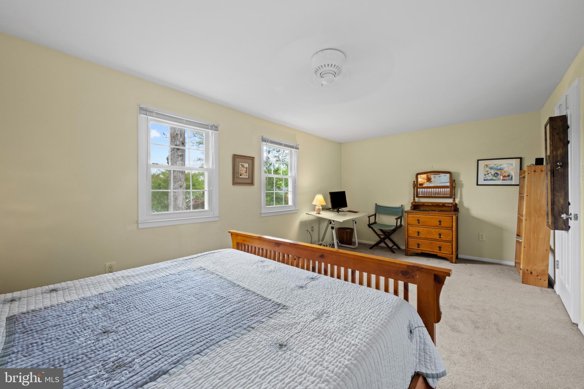 CROFTON SQUARE - Residential