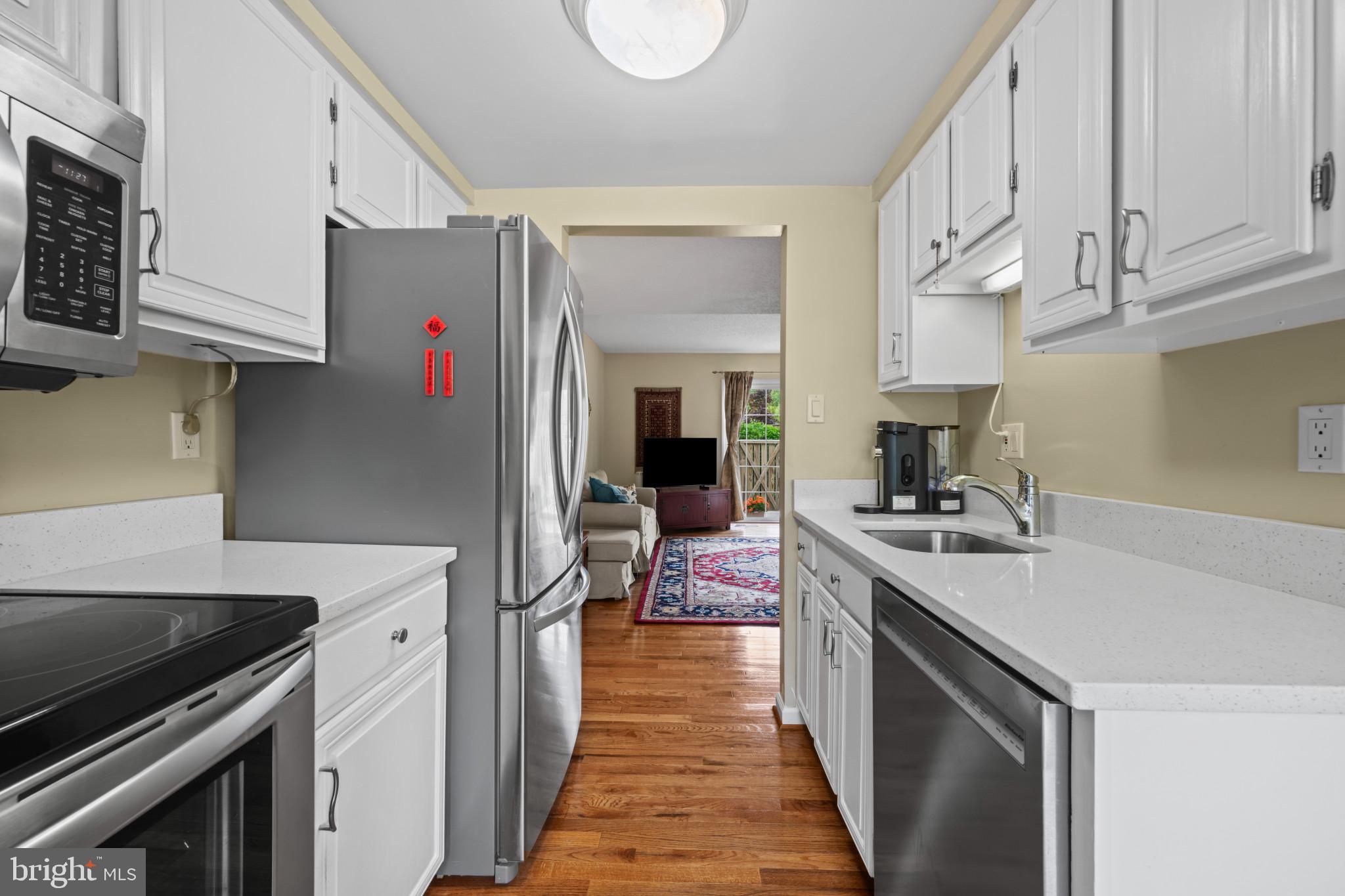 CROFTON SQUARE - Residential