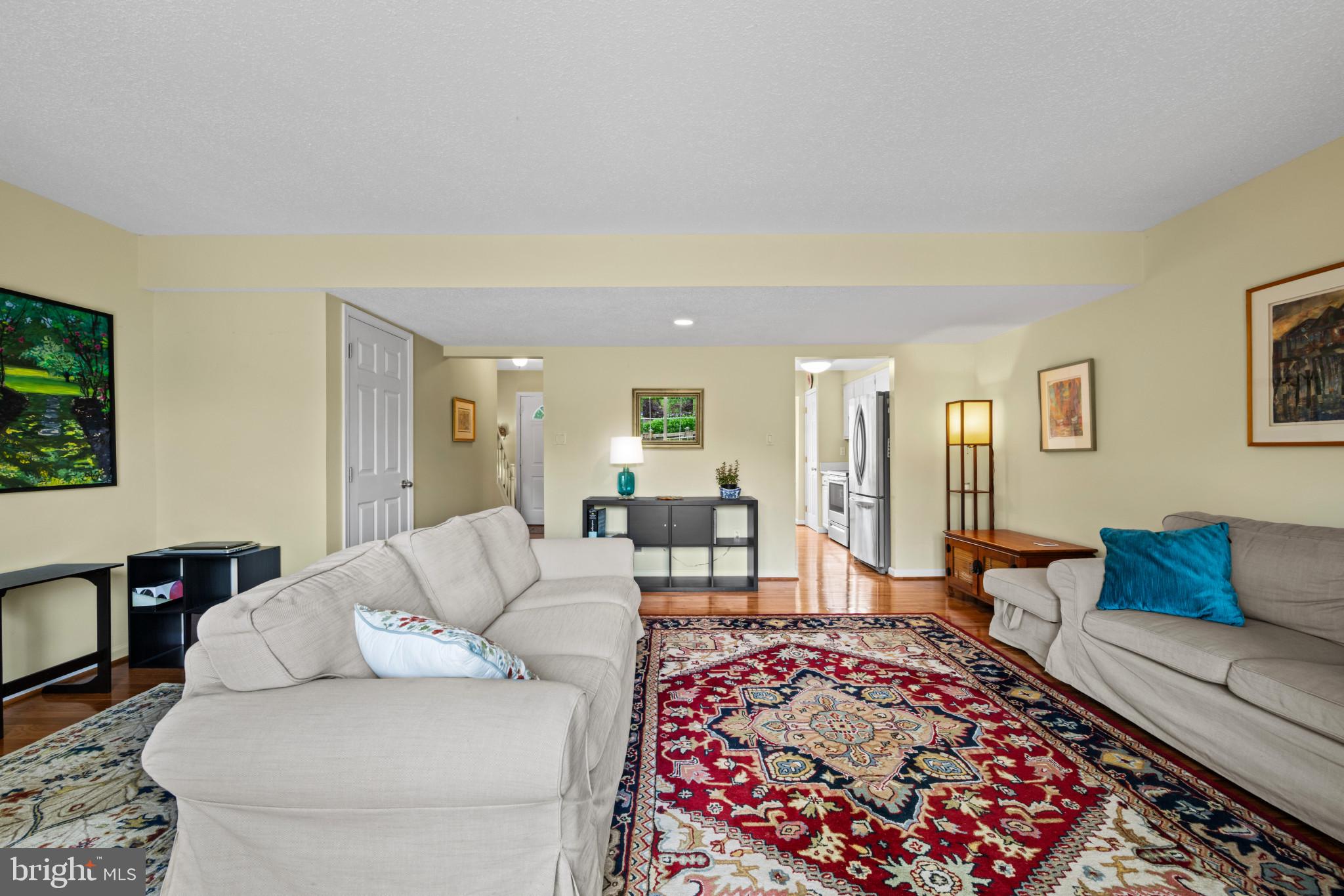 CROFTON SQUARE - Residential